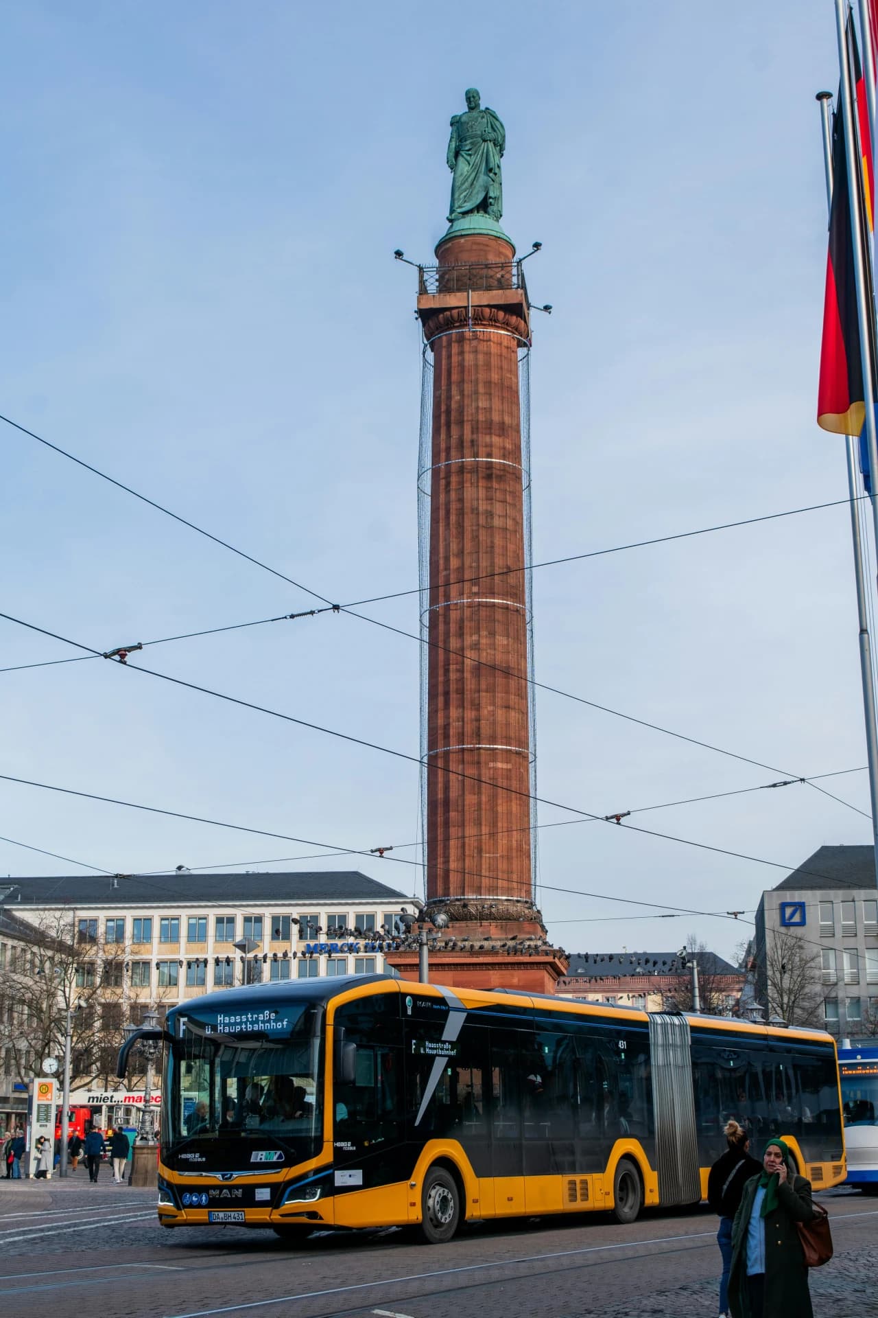 Nahaufnahme des Langen Ludwig in Darmstadt
