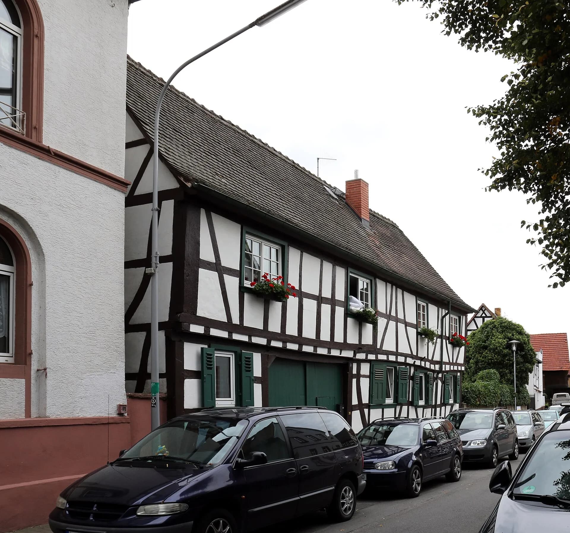 Langgestrecktes Fachwerkhaus Langgasse 3 in Messel