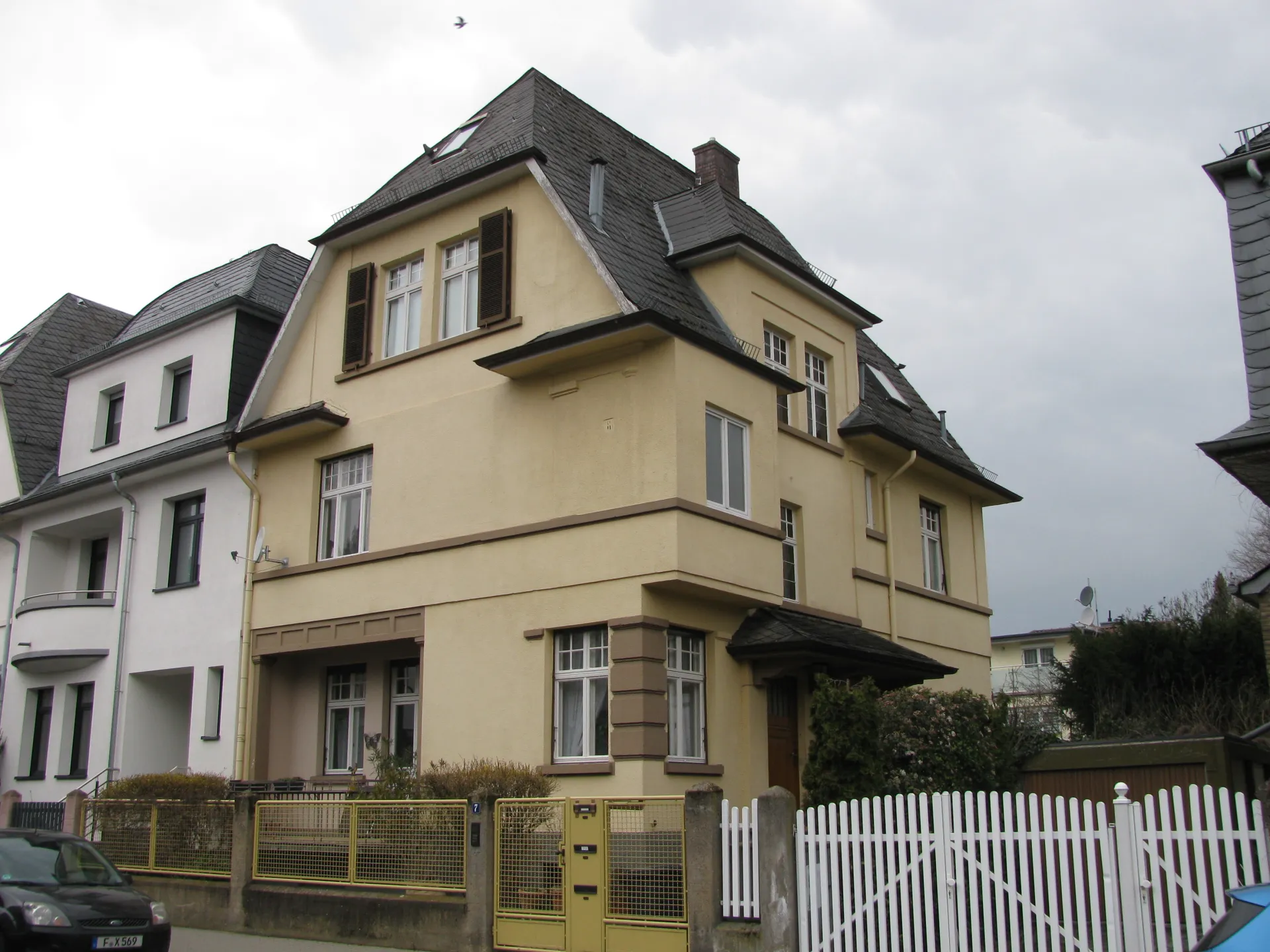 Villa am Langheckenweg in Frankfurt Eschersheim