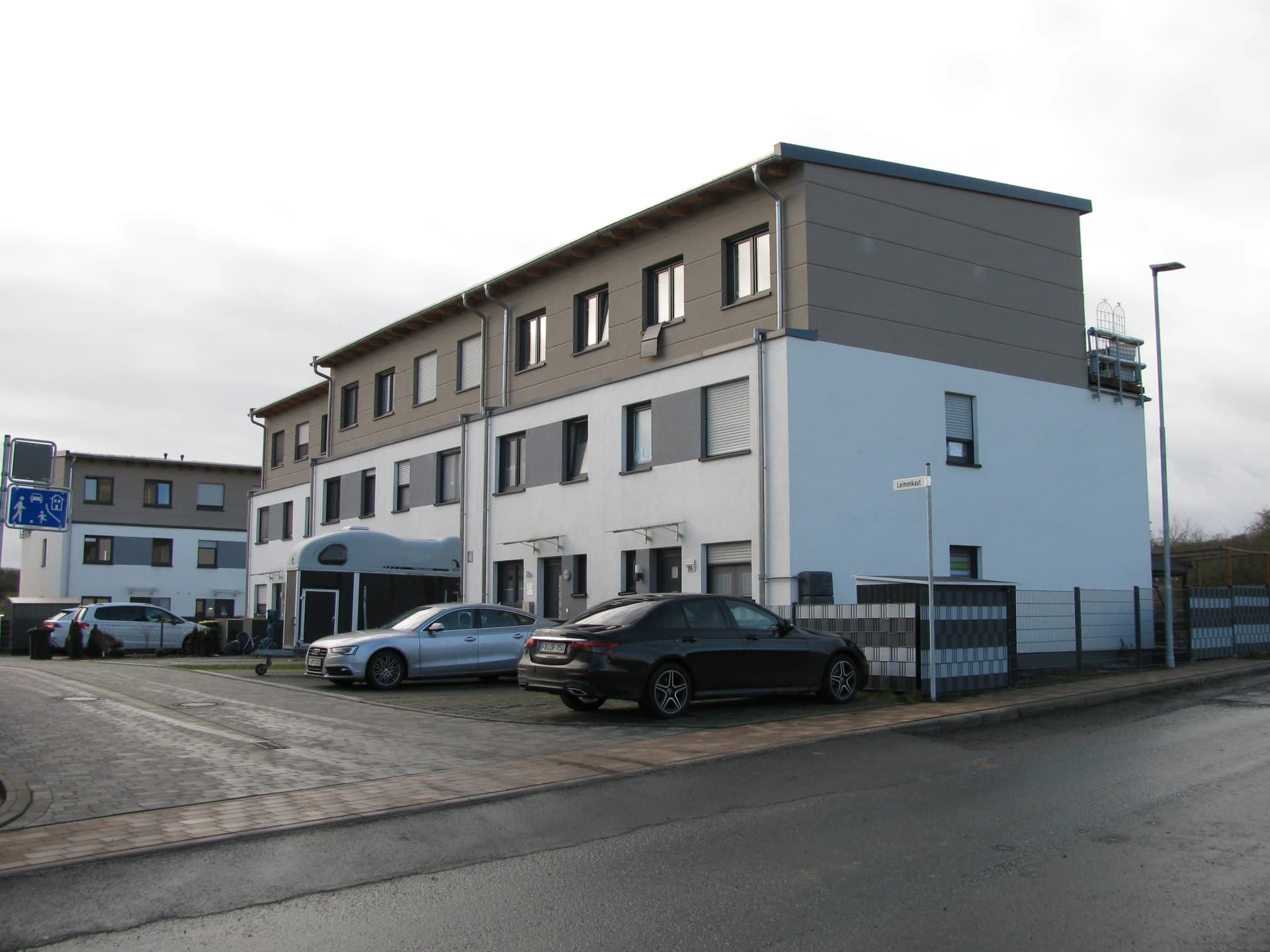Moderner Wohnbau Leimenkaut 1 in Ober-Rosbach, Rosbach vor der Höhe