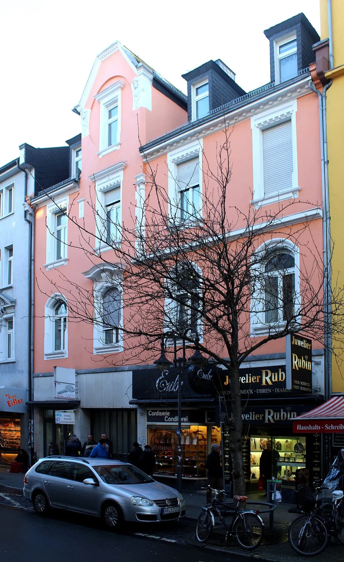 Wohn- und Geschäftshaus an der Leipziger Straße in Frankfurt Bockenheim