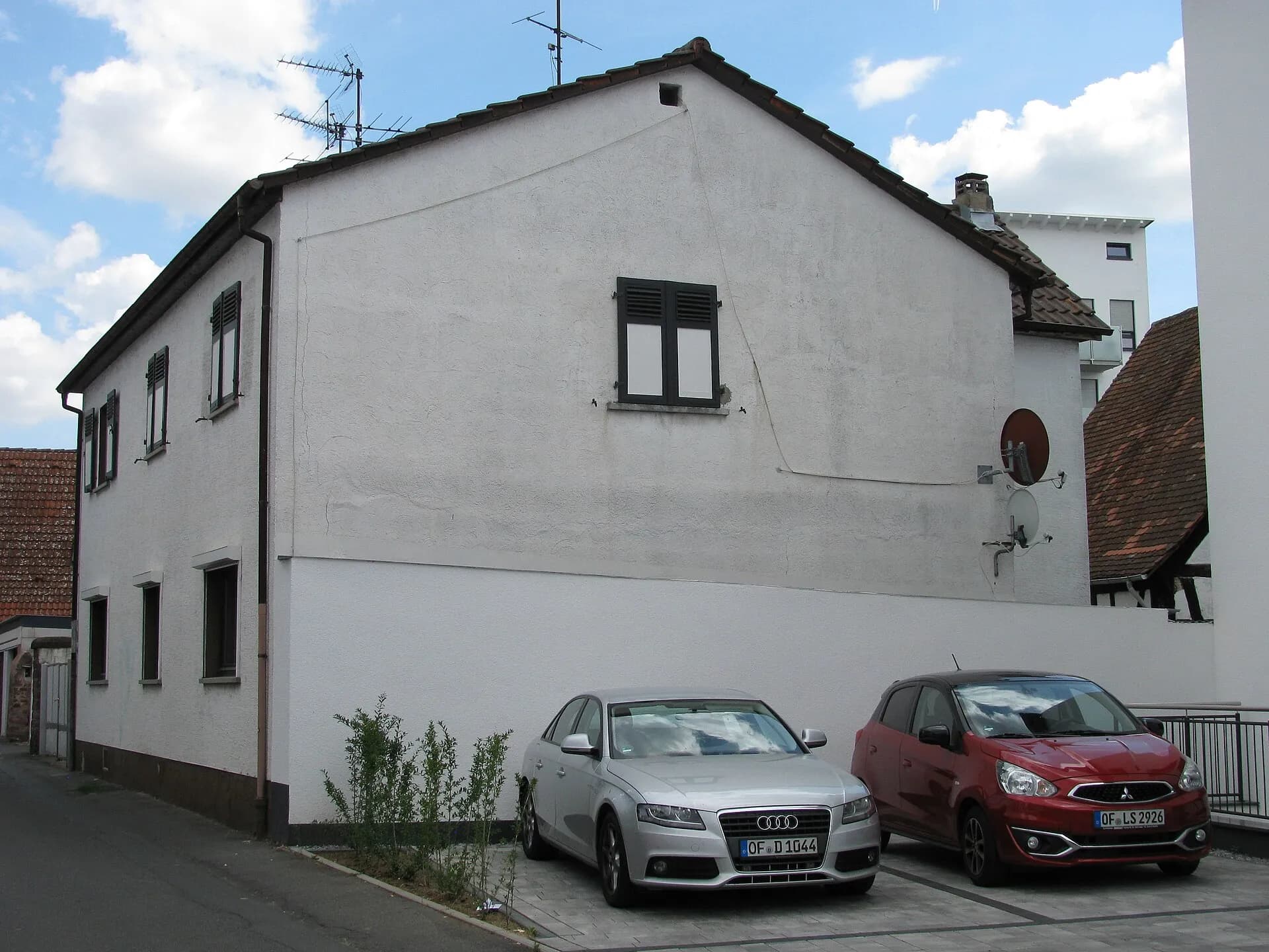 Wohnhaus im Leukertsweg 6 in Langen