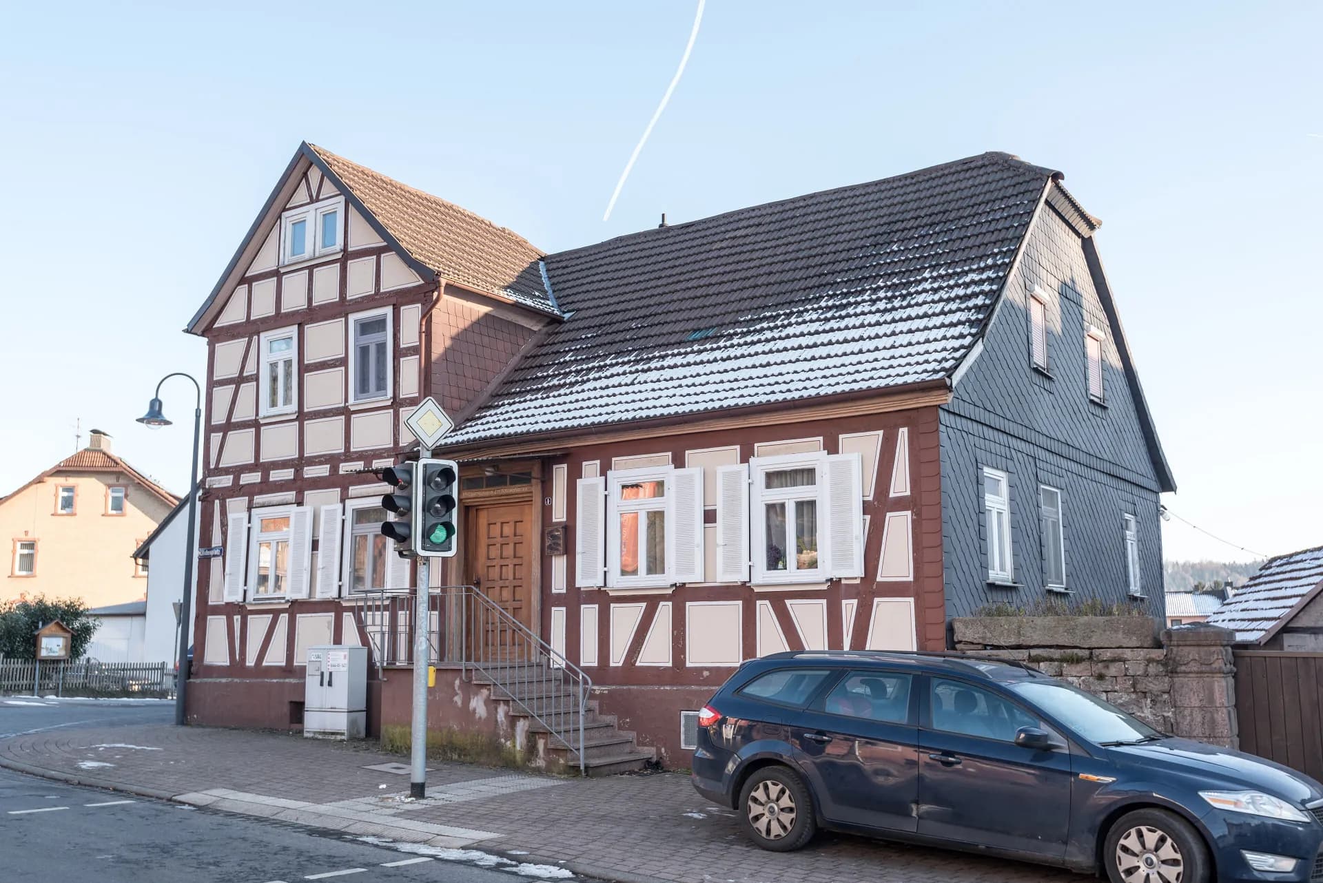 Seitenansicht des Fachwerkhauses am Lindenplatz in Wächtersbach