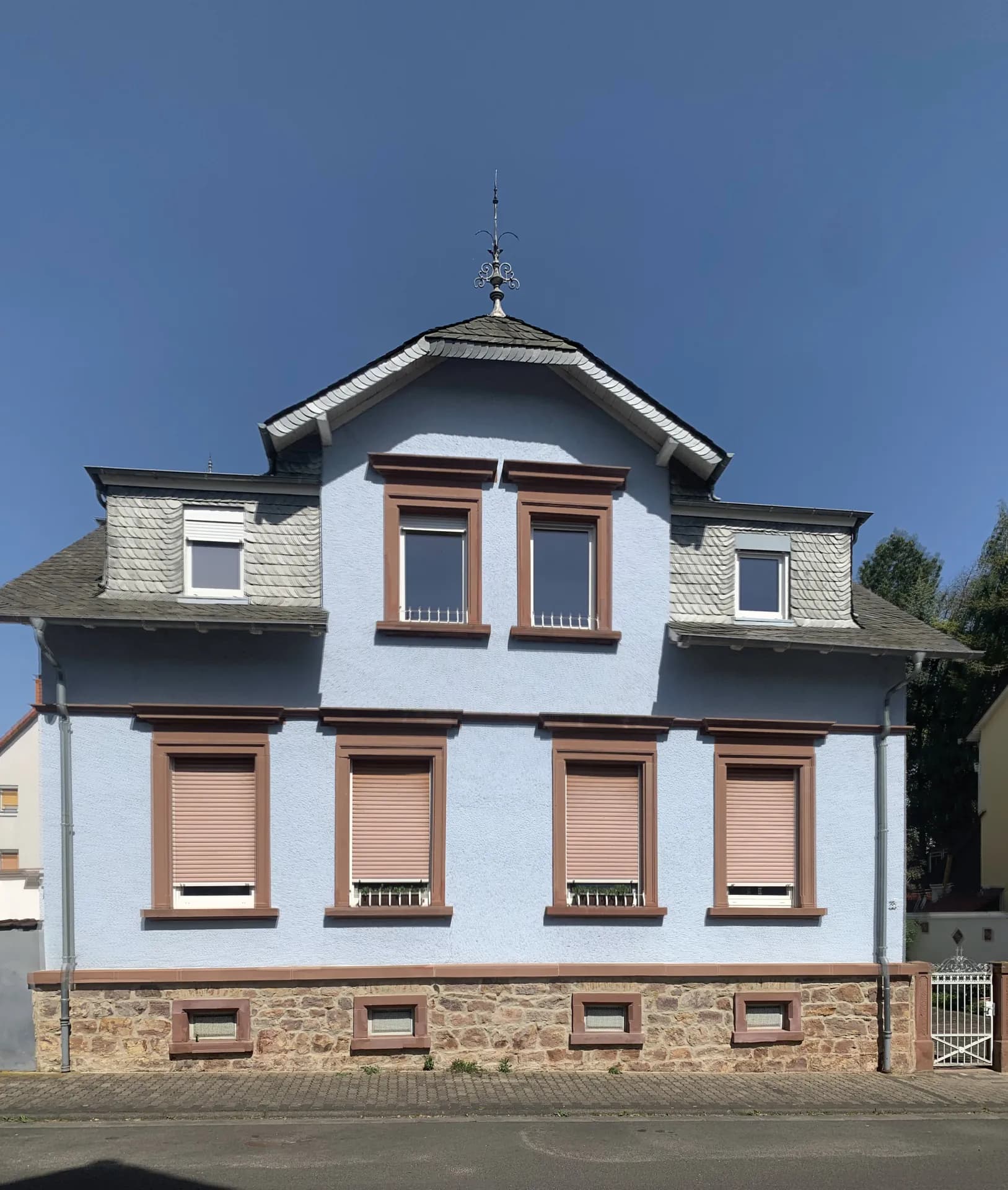 Giebelseite der Lindenstraße 3 in Nieder-Wöllstadt