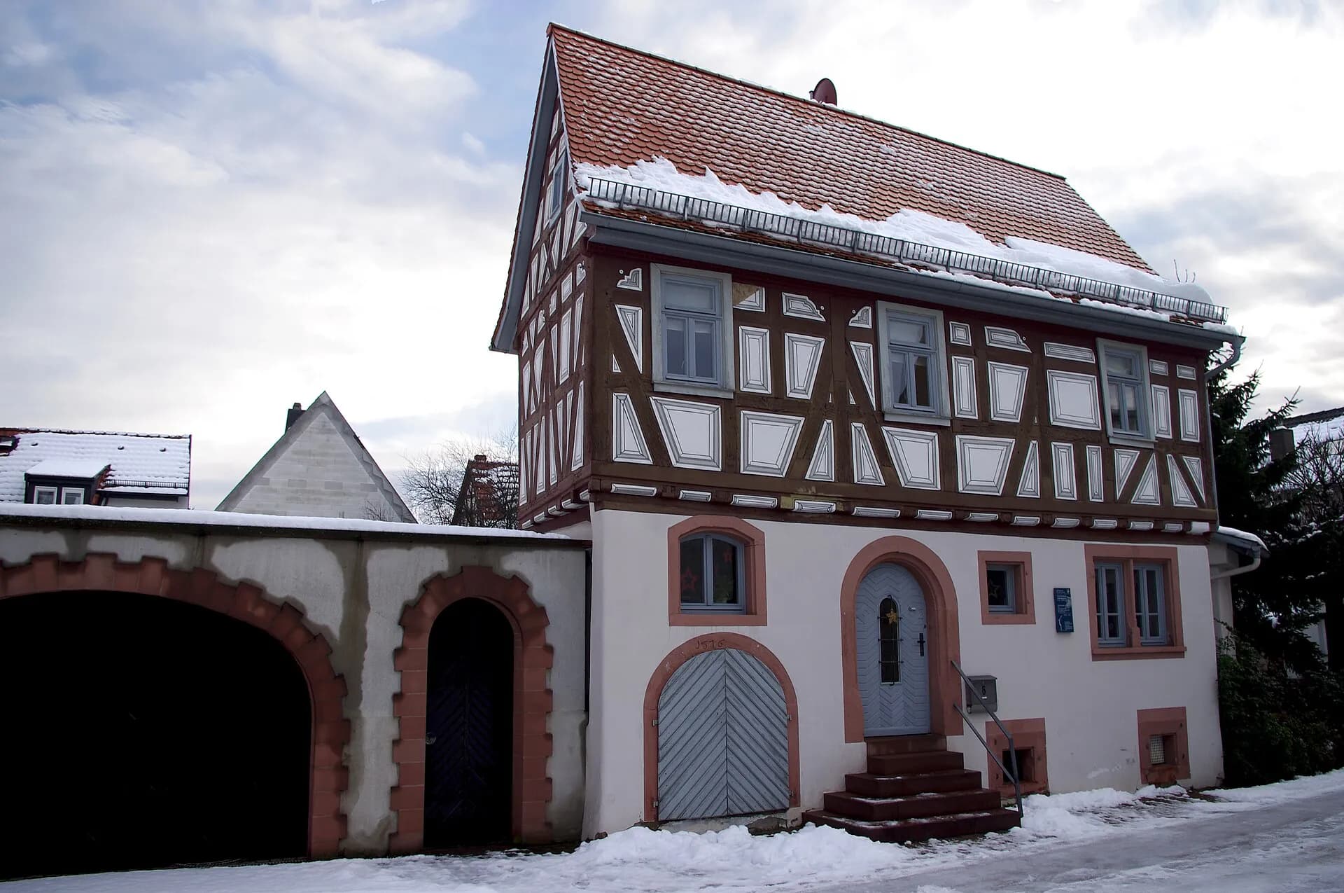 Löwengasse 6 im Winter in Dieburg