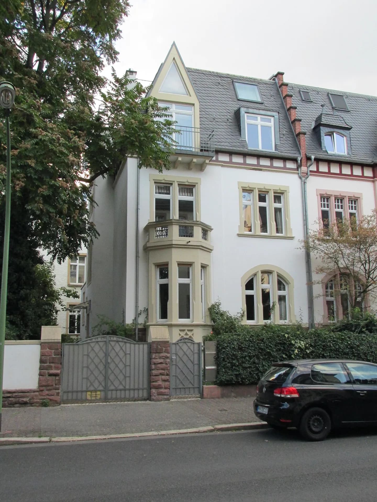 Stadthaus an der Ludwig-Rehn-Straße in Frankfurt Sachsenhausen