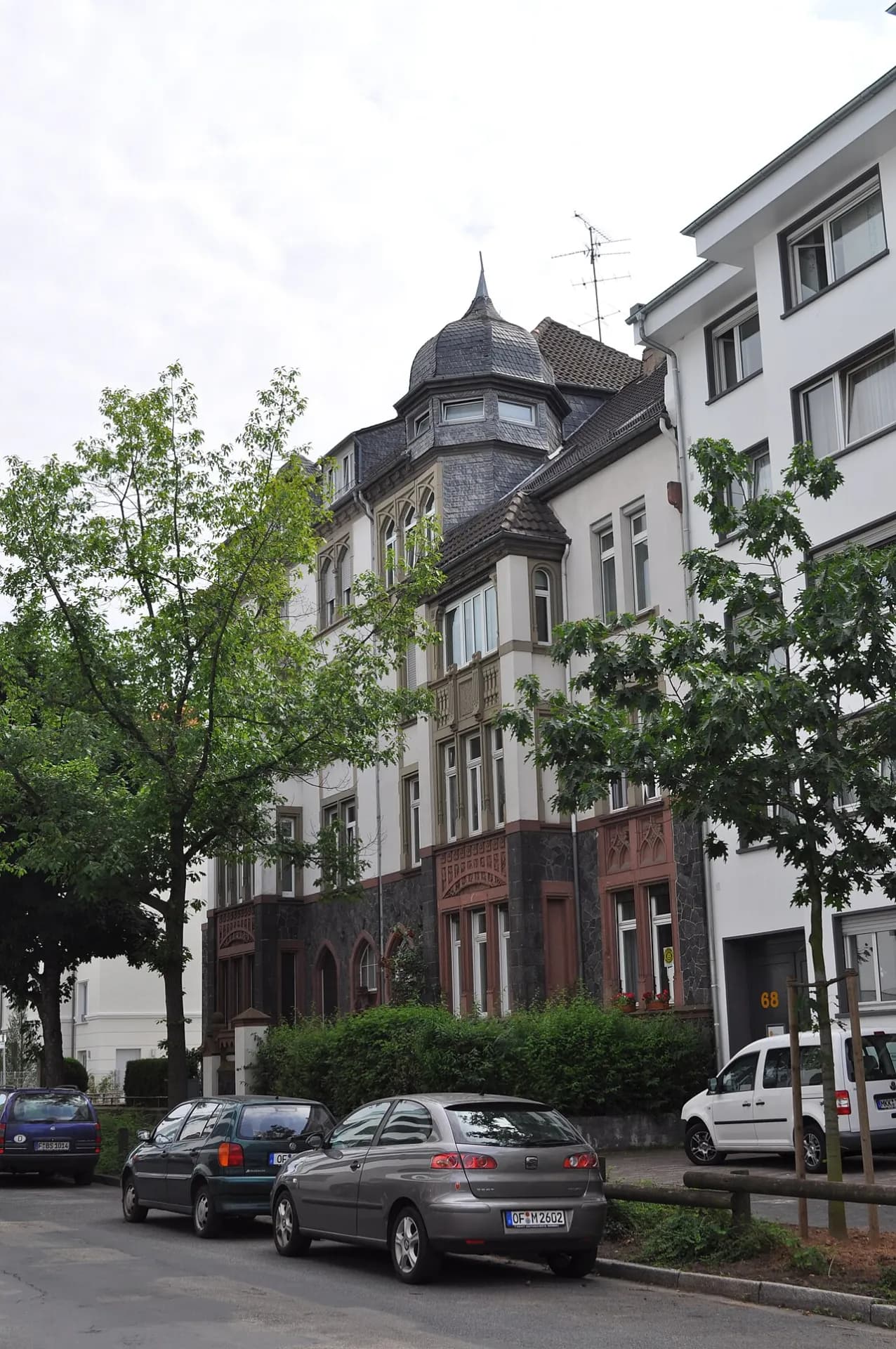 Straßenzug an der Ludwigstraße in Offenbach-Westend