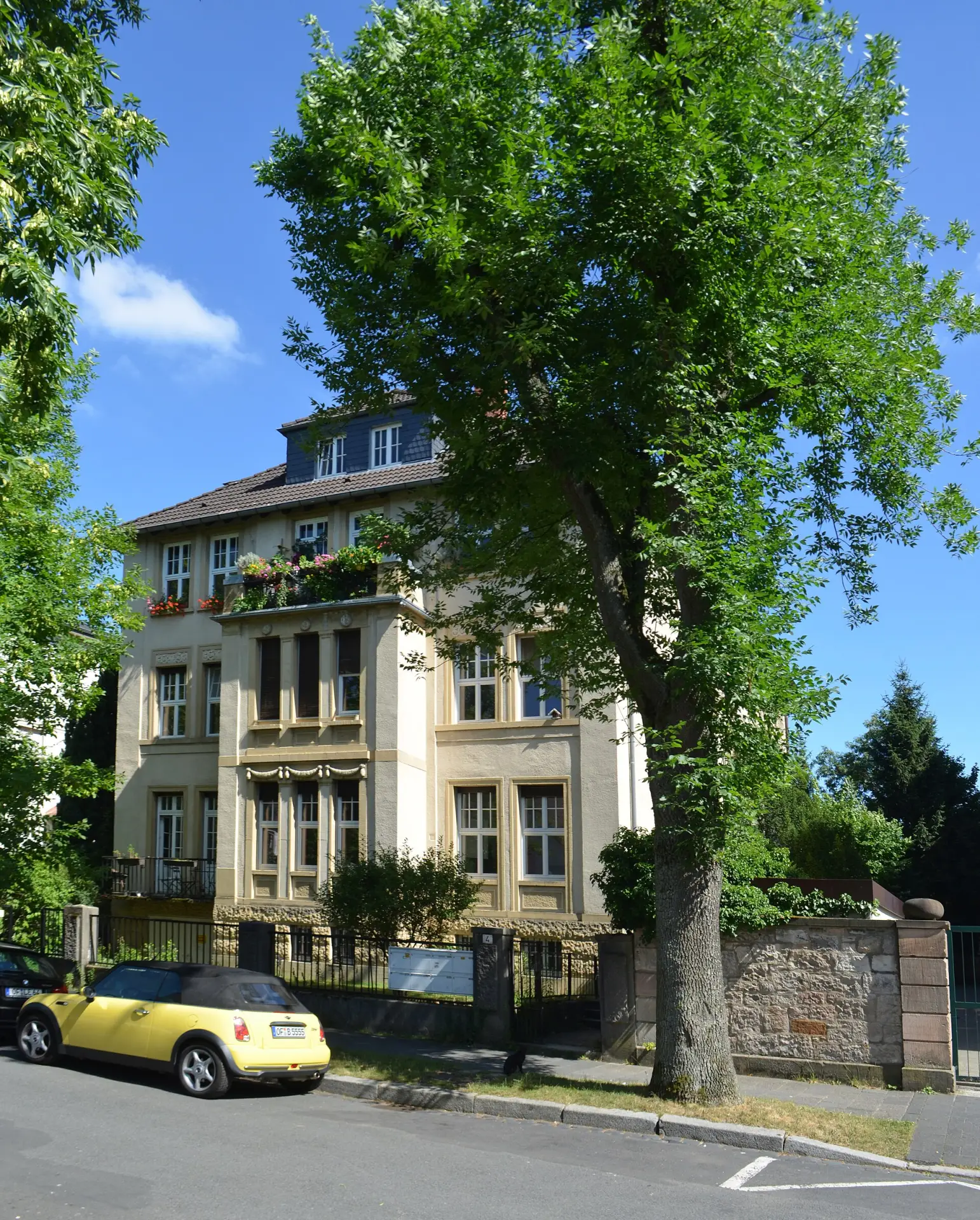 Villa an der Lützowstraße in Offenbach-Westend