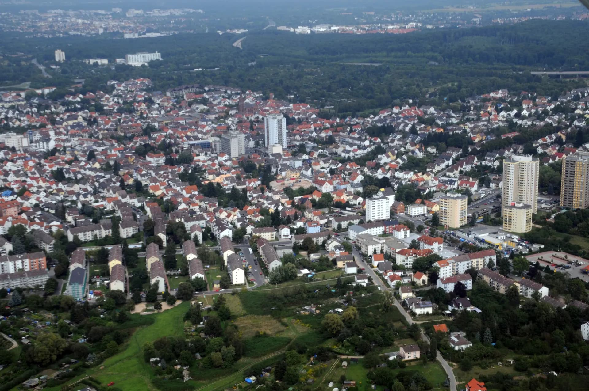 Luftbild der Innenstadt von Langen
