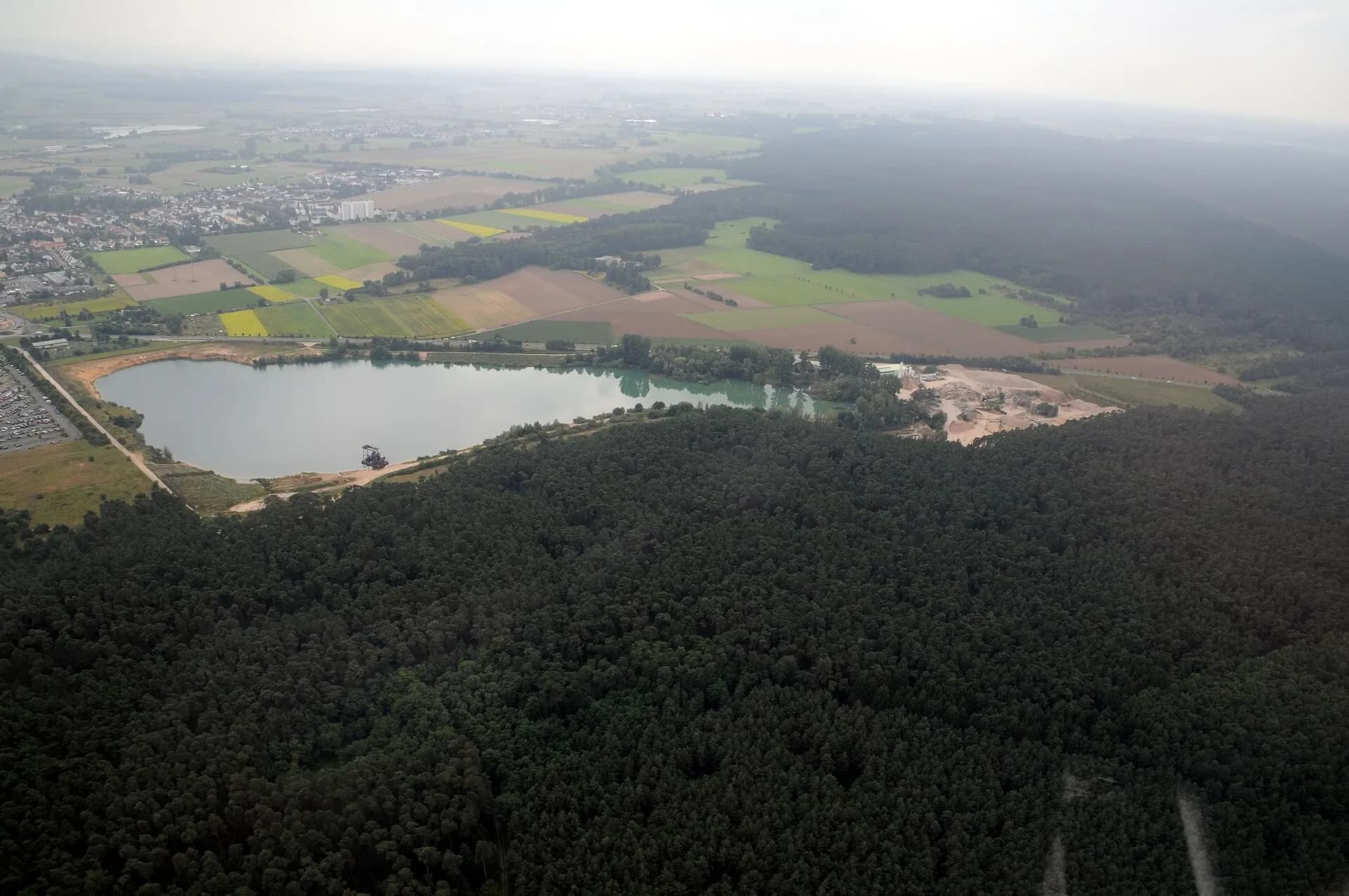 Luftbild der Kiesgrube bei Babenhausen