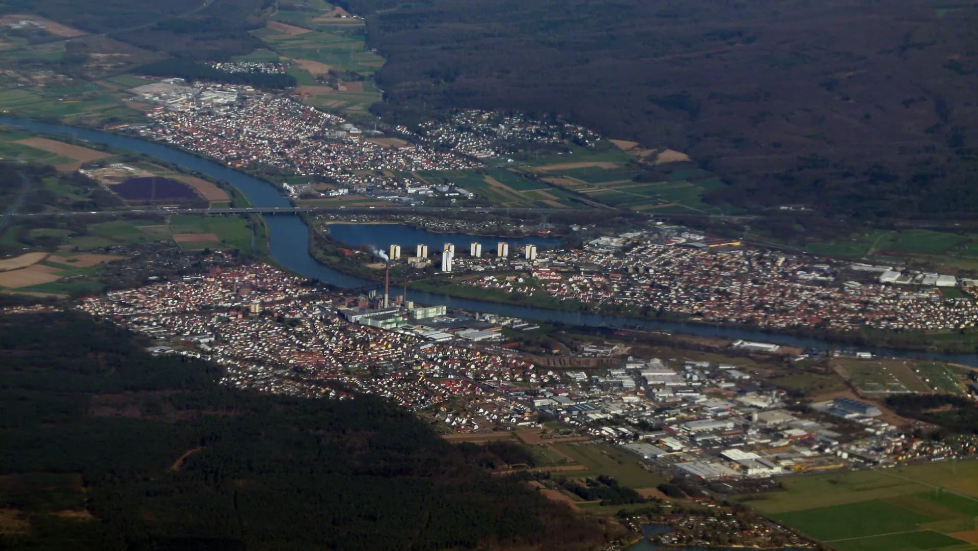 Luftbild vom Maintal bei Mainaschaff