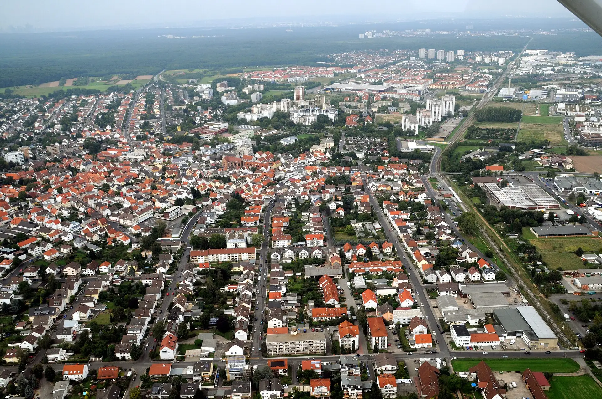 Luftbild der Wohngebiete von Dietzenbach