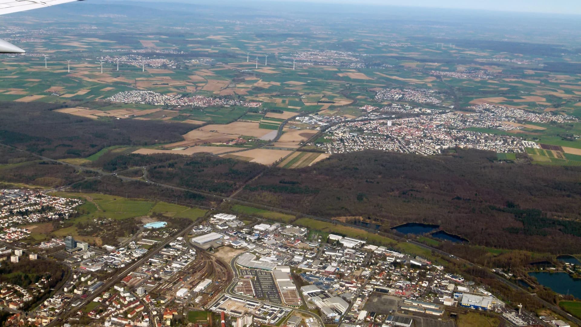 Luftbild von Bruchköbel und Mittelbuchen