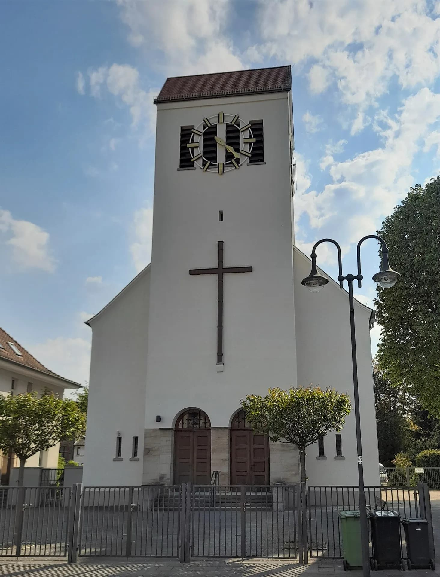 Evangelische Lutherkirche in Offenbach-Bieber