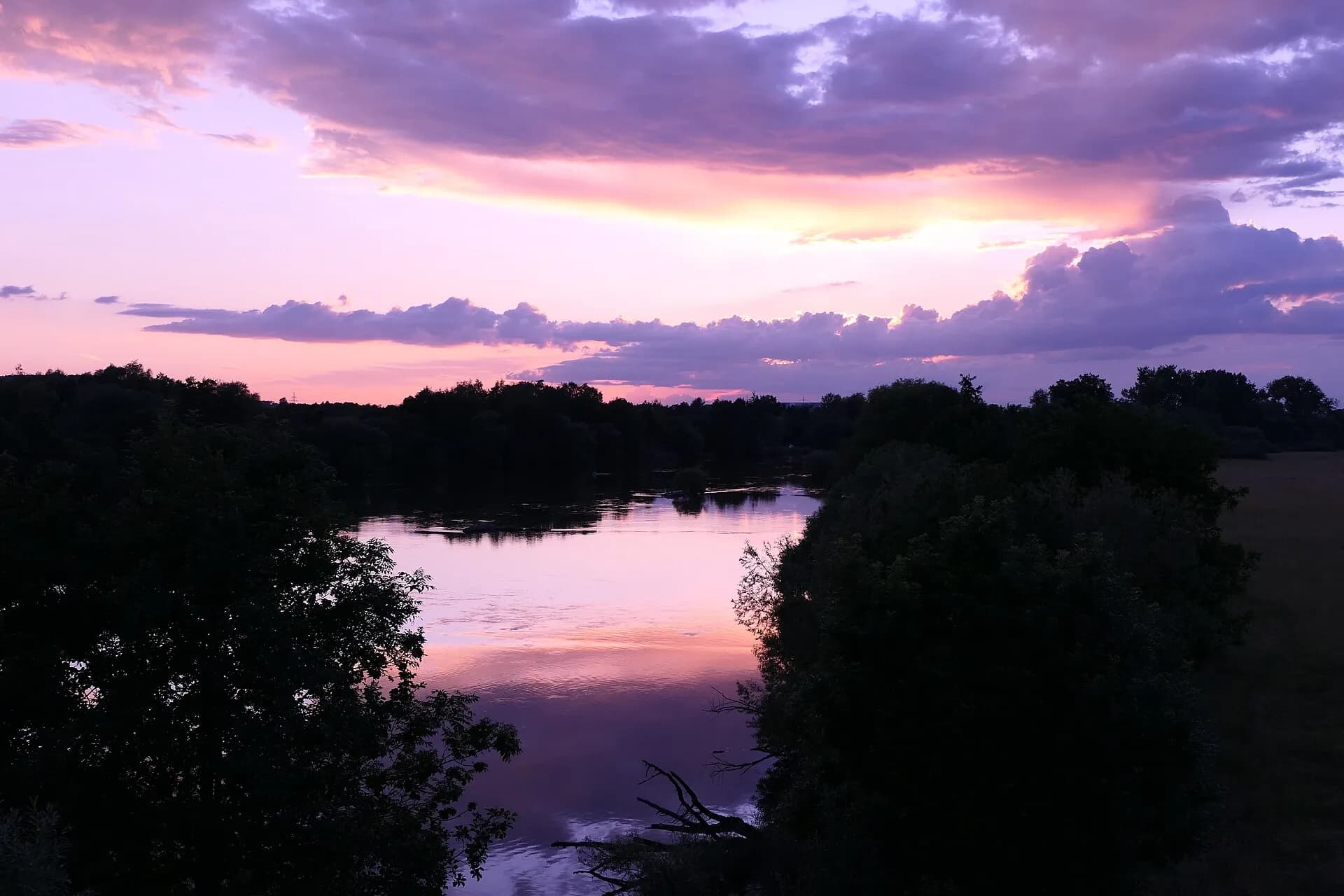 Sonnenuntergang über den Mainauen bei Sulzbach am Main