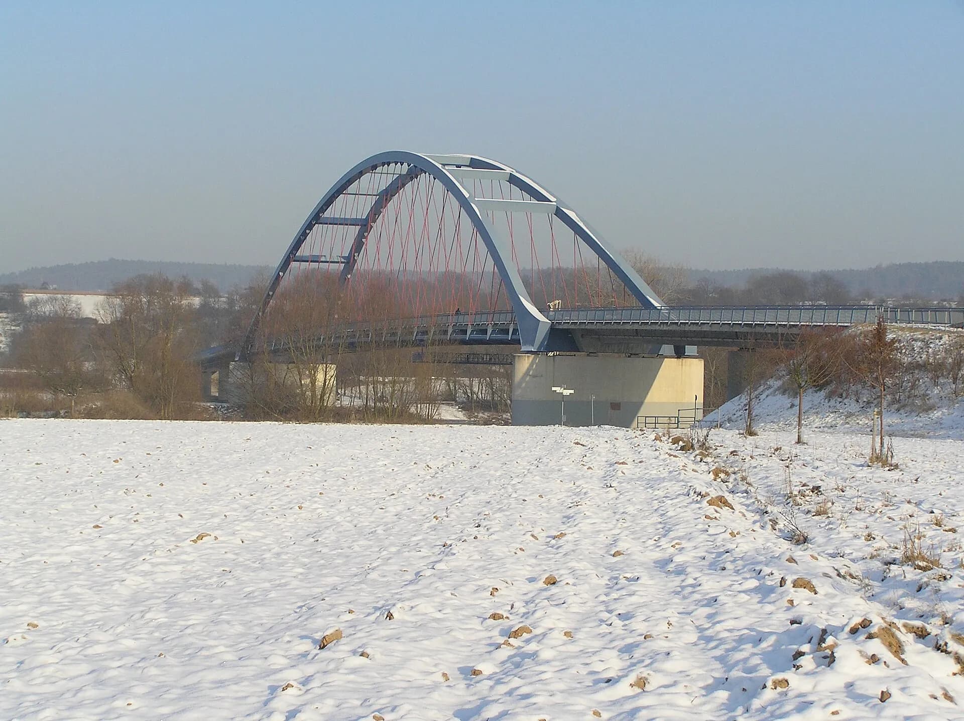Mainbrücke bei Sulzbach am Main im Winter