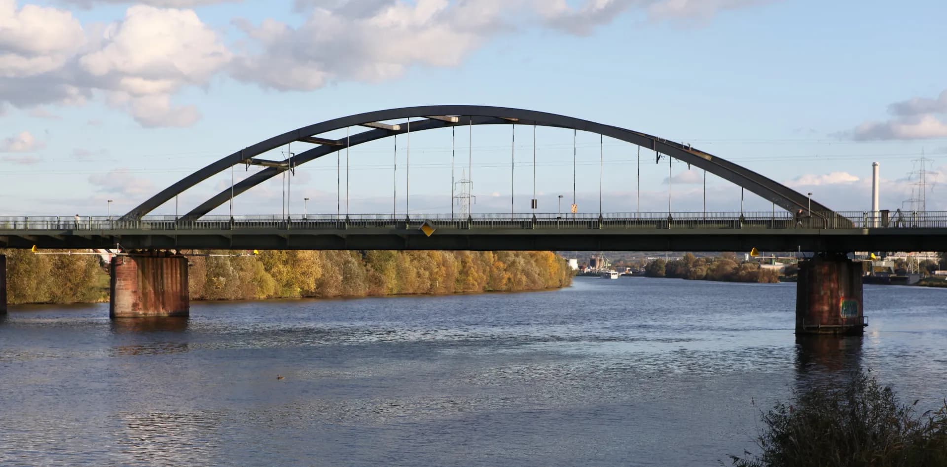 Mainbrücke in Stockstadt am Main