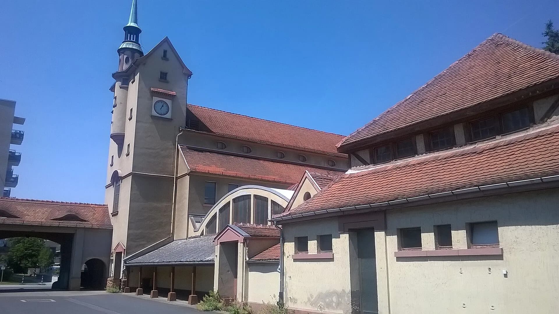 Gebäudeensemble der Mainstraße 169 in Offenbach-Ost