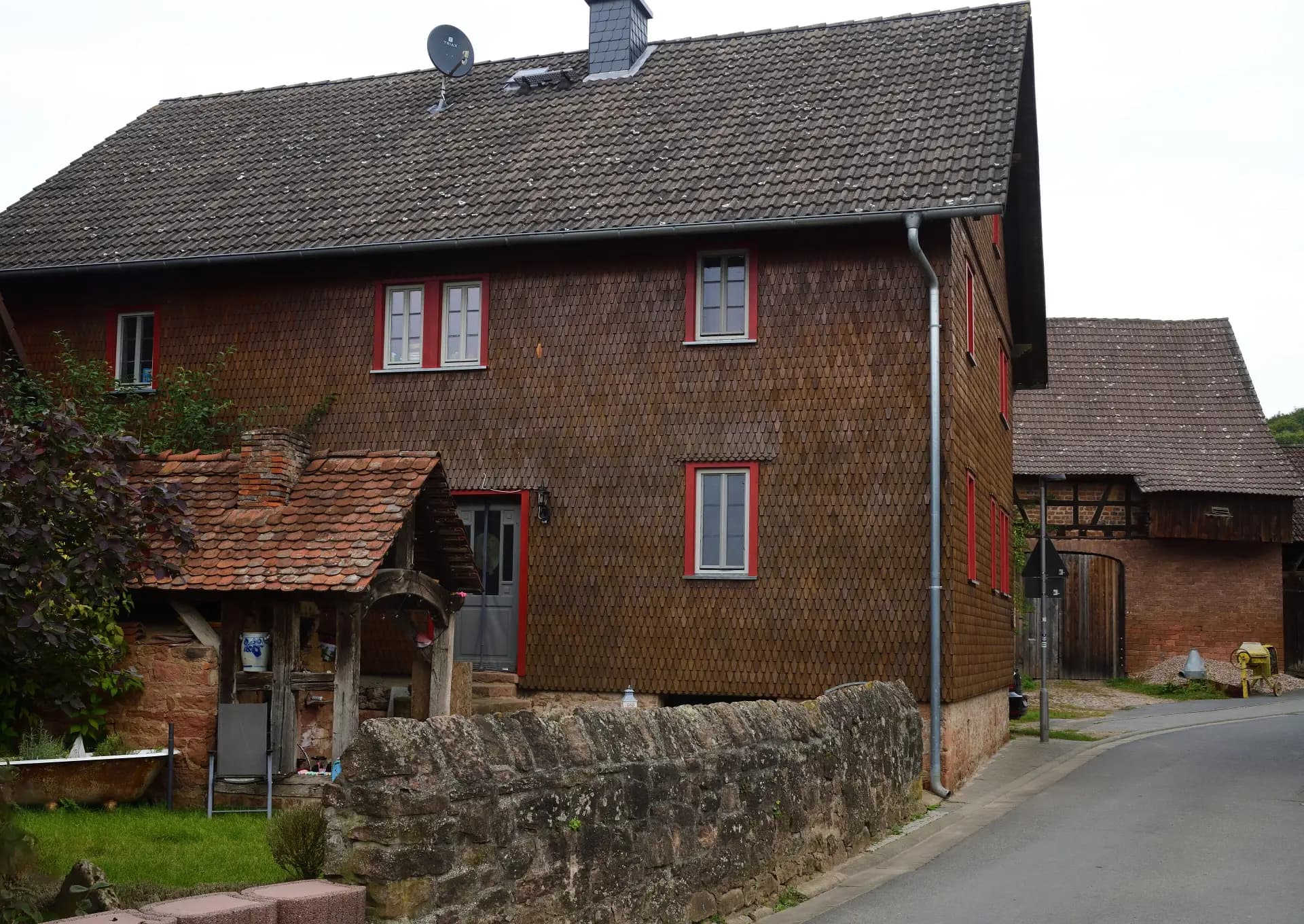 Wohnhaus in der Mainstraße 52 in Dusenbach in Höchst im Odenwald