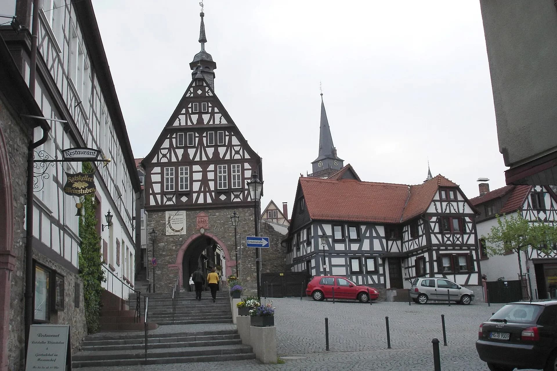 Marktplatz mit Altem Rathaus in Oberursel (Taunus)