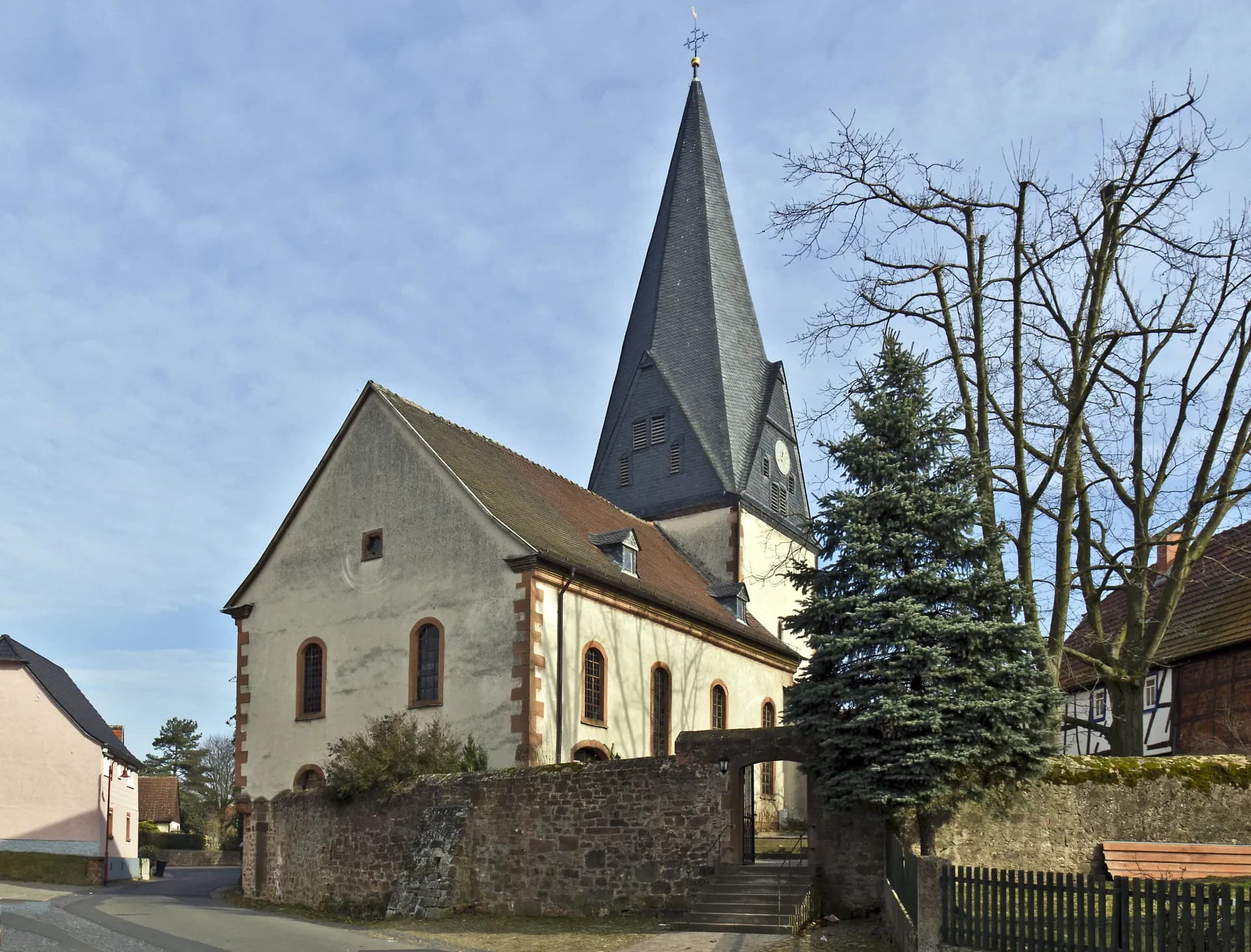 Evangelische Martinskirche in Linsengericht-Altenhaßlau