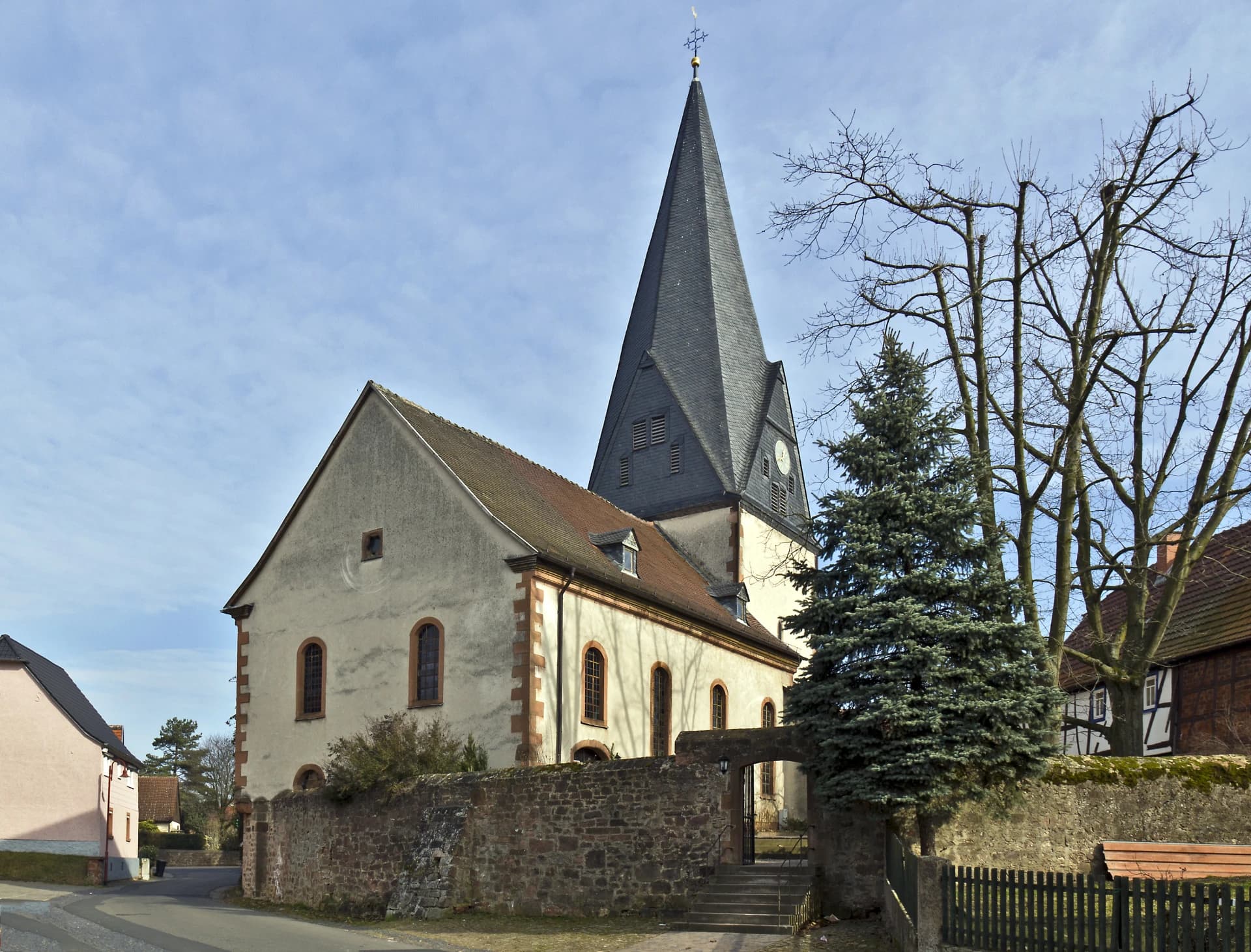 Evangelische Martinskirche in Linsengericht-Altenhaßlau