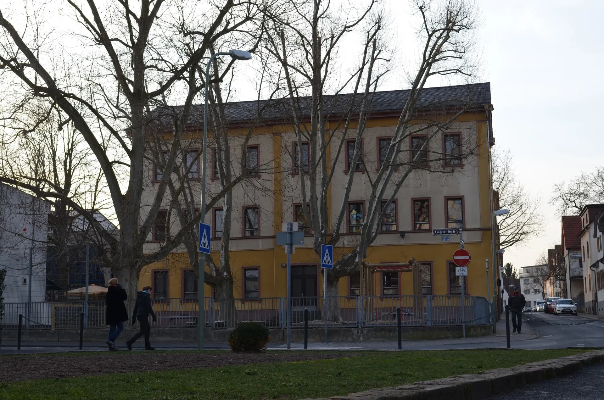 Wohnhäuser Mauerfeldstraße 4 und 8 in Offenbach-Bieber