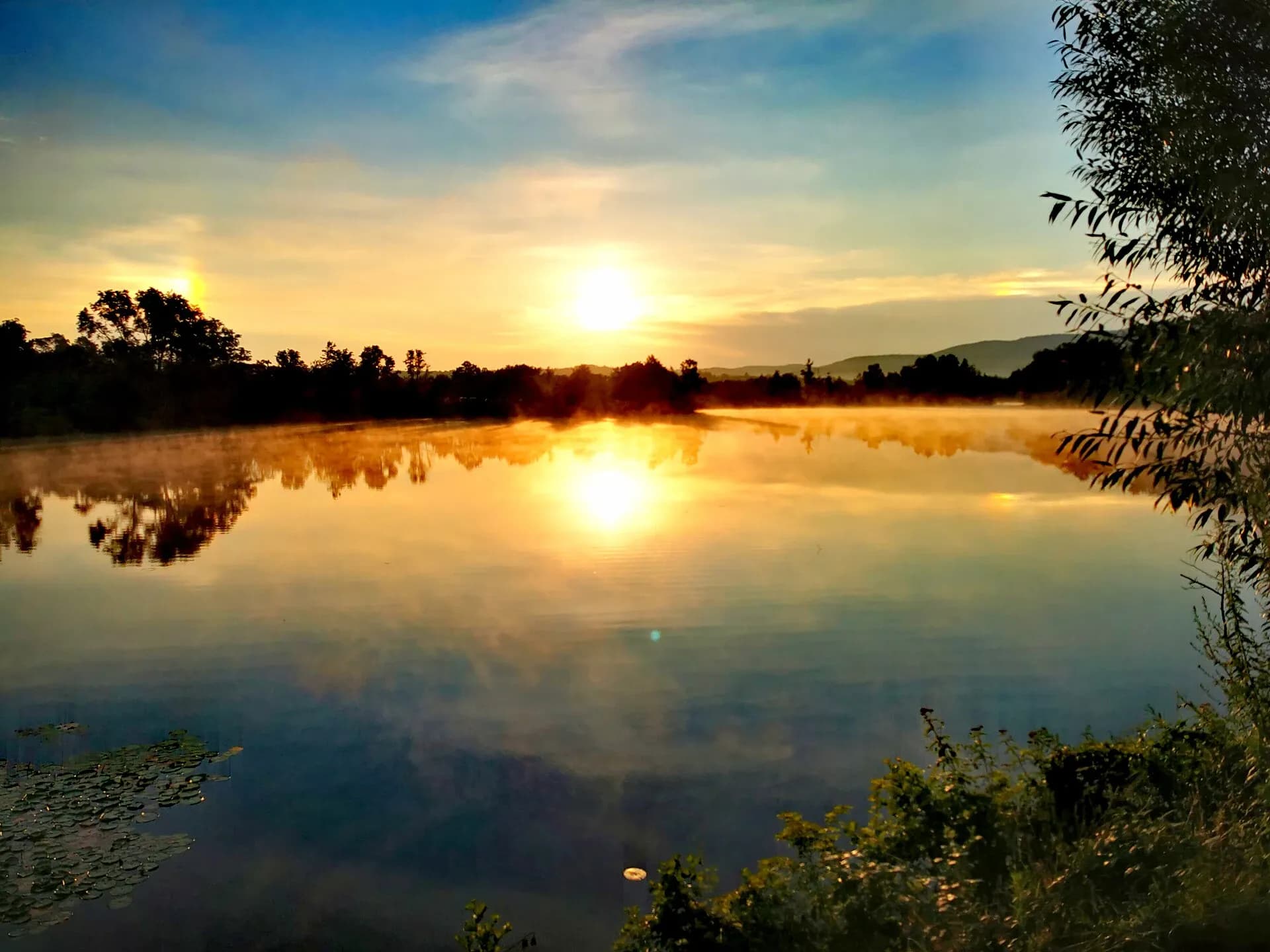 Sonnenaufgang am Meerhofsee in Alzenau