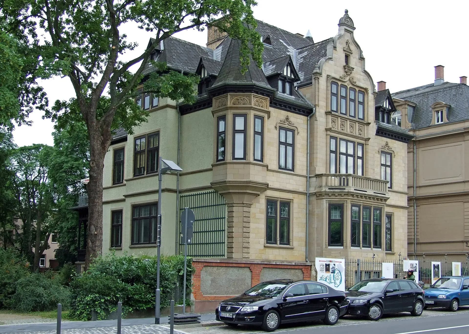 Villa des Museums der Weltkulturen am Schaumainkai