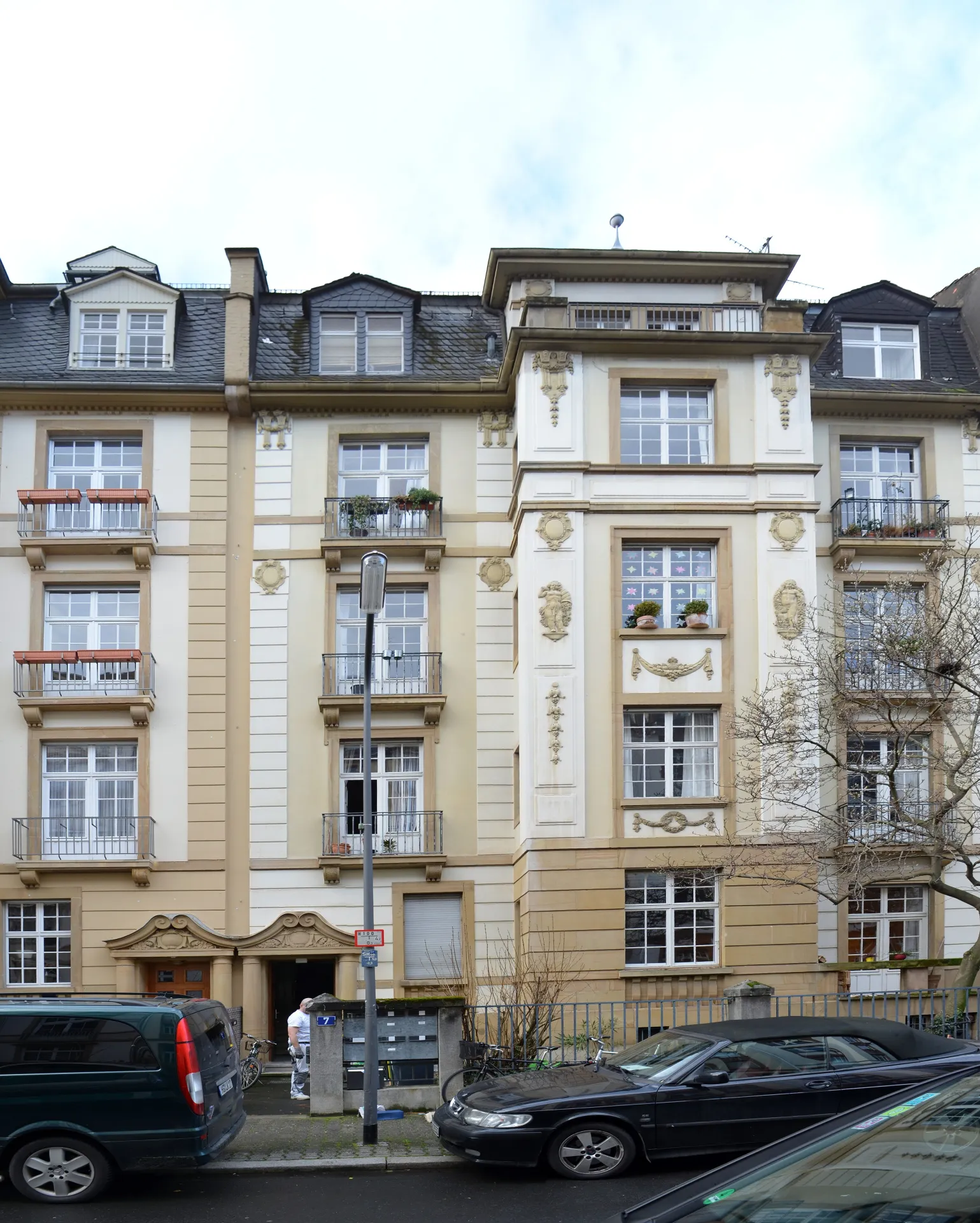 Repräsentatives Wohnhaus an der Nesenstraße im Frankfurter Nordend