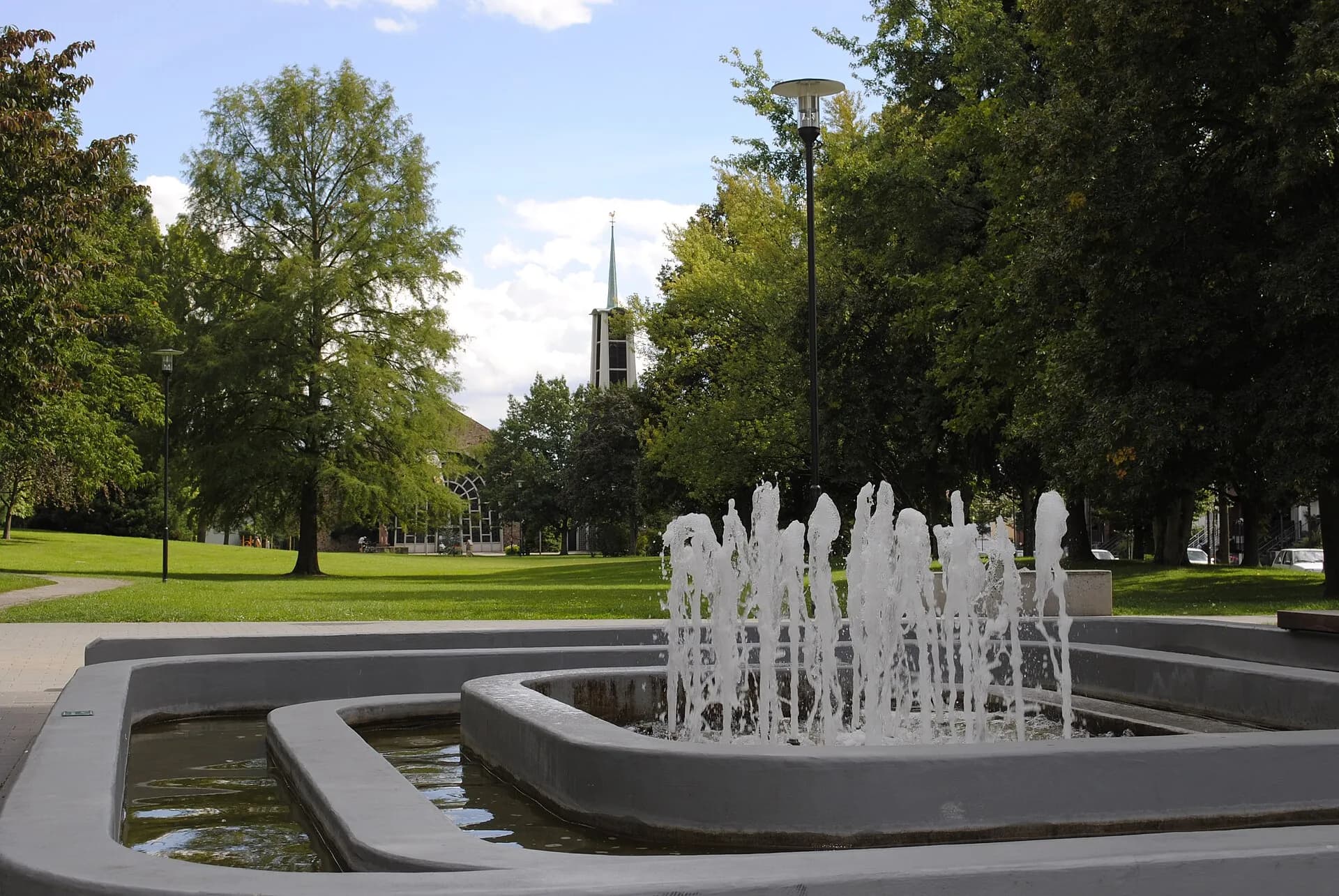 Schneckenbrunnen im Neuen Kurpark in Bad Soden am Taunus