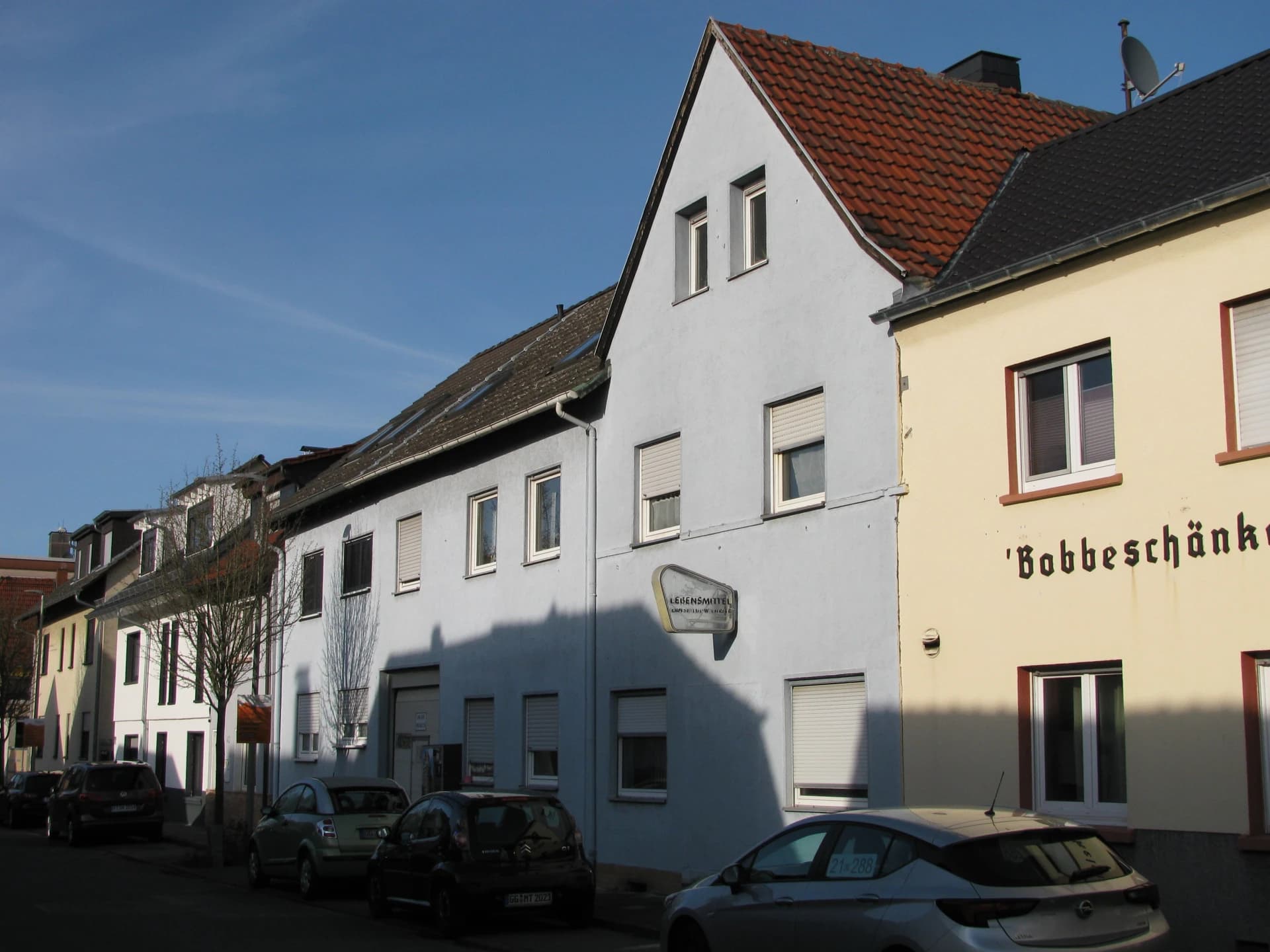 Straßenzug in der Neukelsterbacher Straße in Kelsterbach