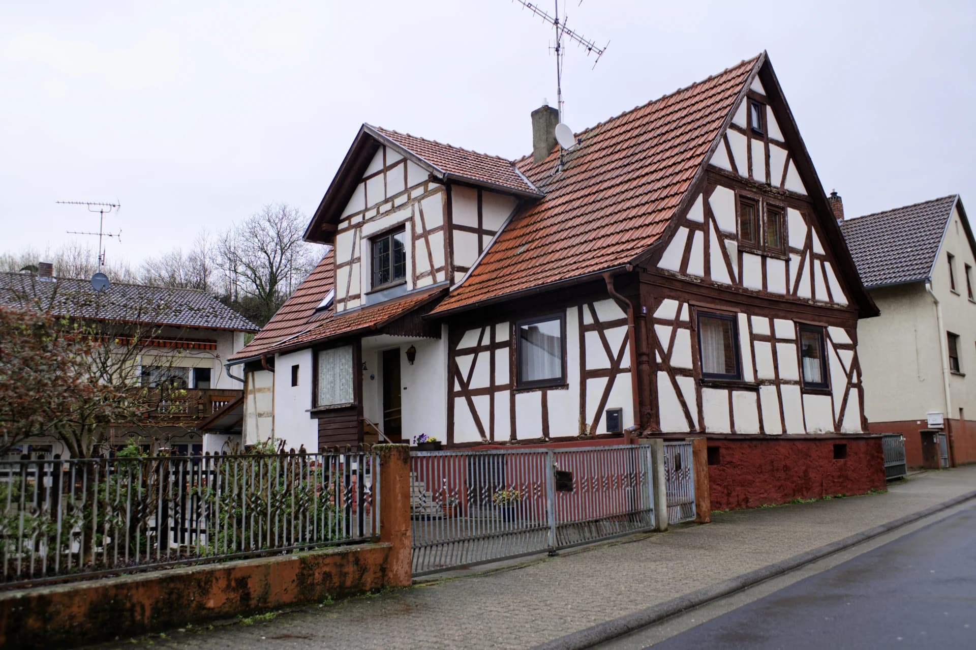 Fachwerkhaus in der Bahnhofstraße 3 im Ortsteil Neuses in Freigericht