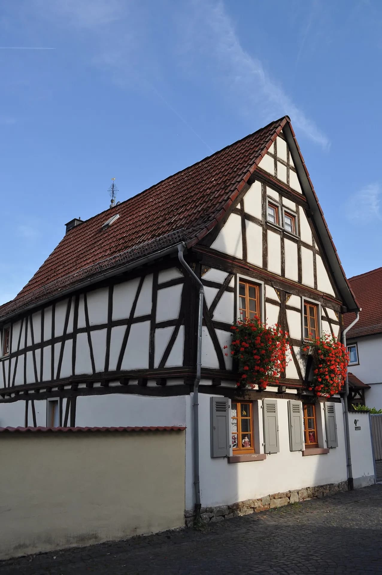 Fachwerkhaus Frankenstraße 23 in Nieder-Rosbach, Rosbach vor der Höhe