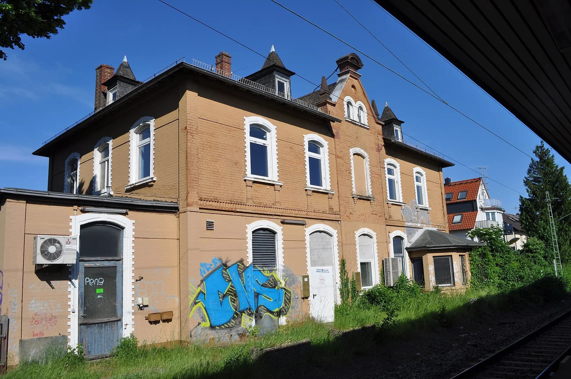 Bahnhofsgebäude in Niederhöchstadt