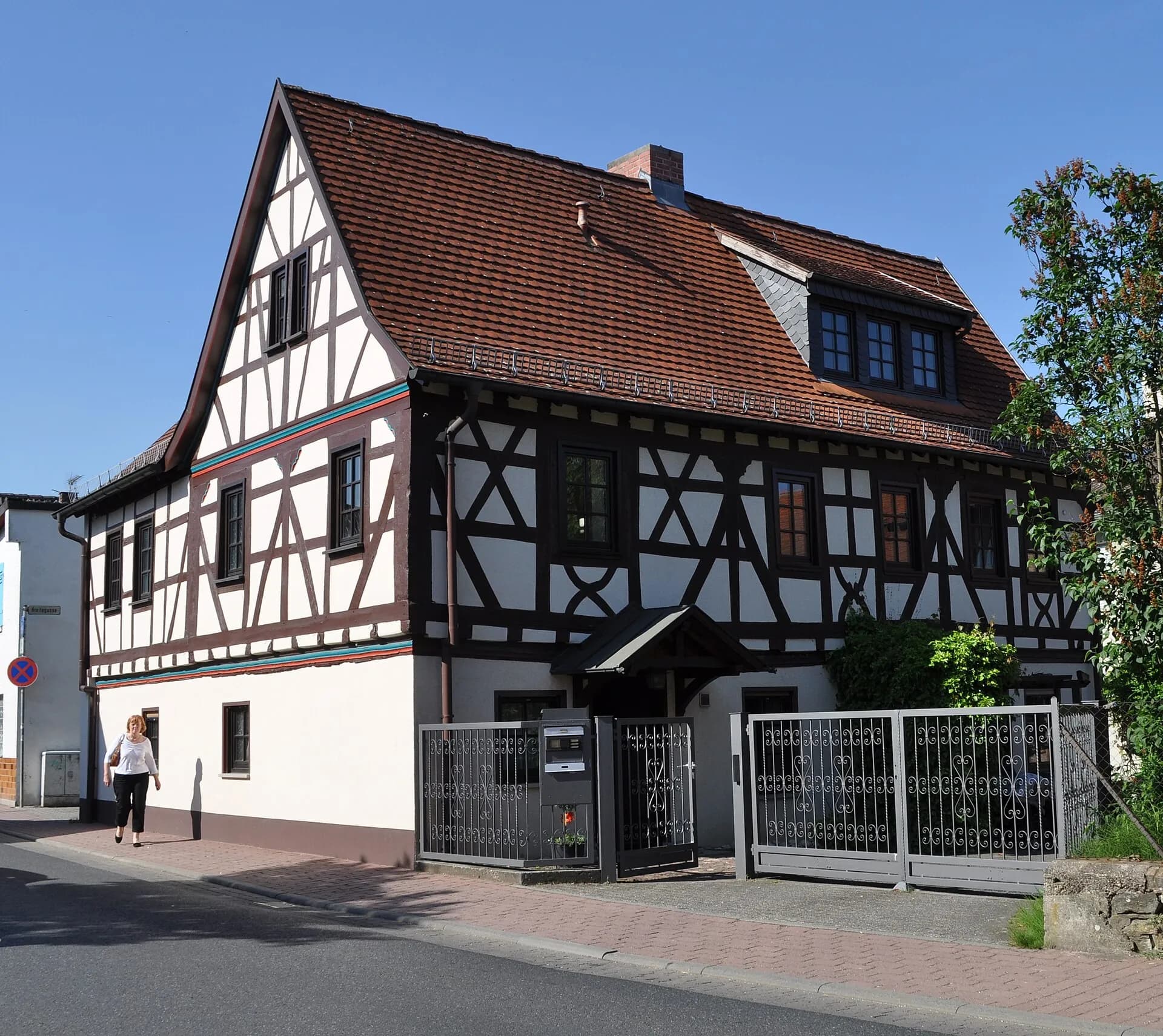 Fachwerkhaus an der Hauptstraße in Niederhöchstadt