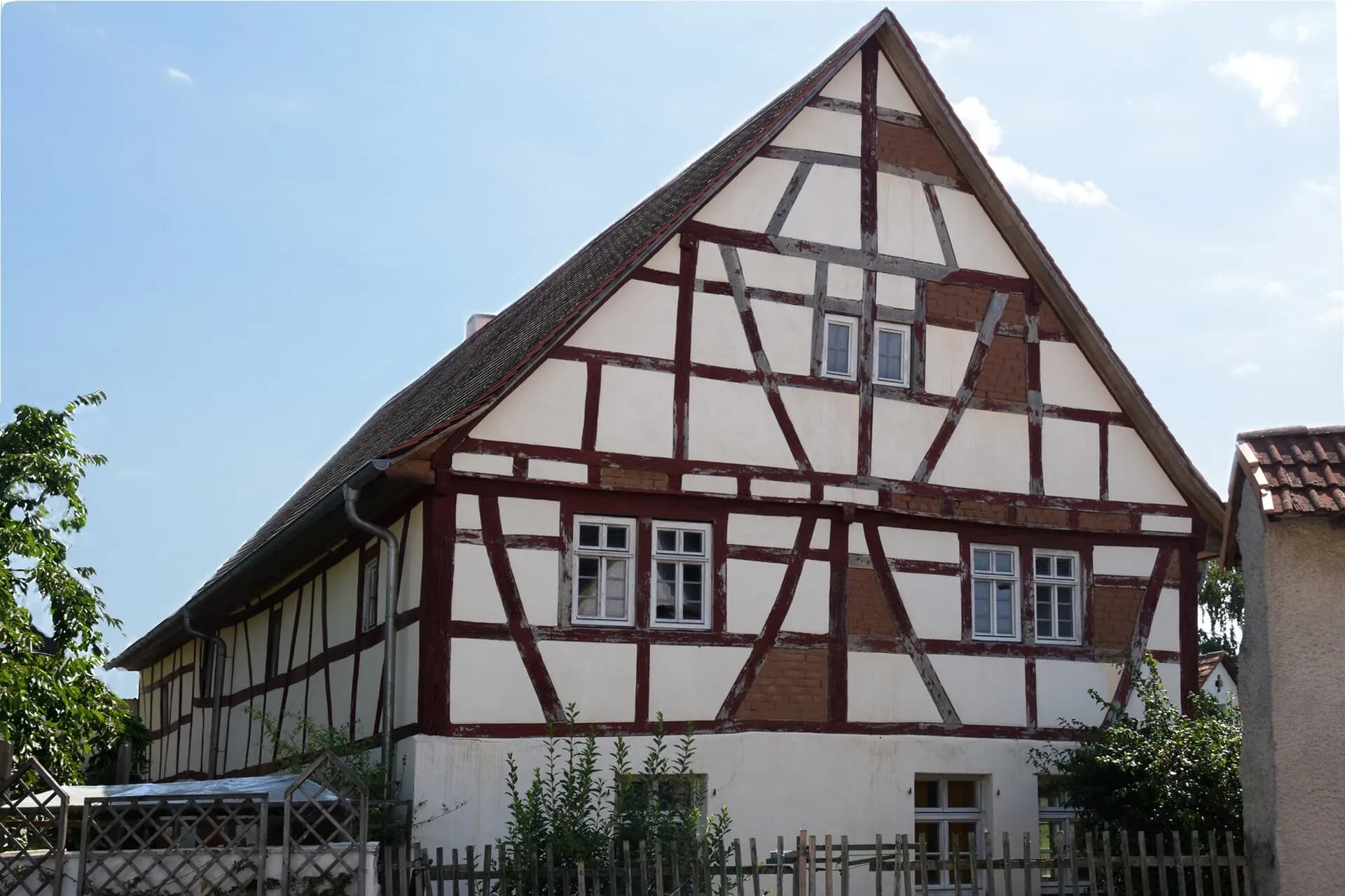 Fachwerkhofreite in der Obergasse 8 in Hahn in Pfungstadt