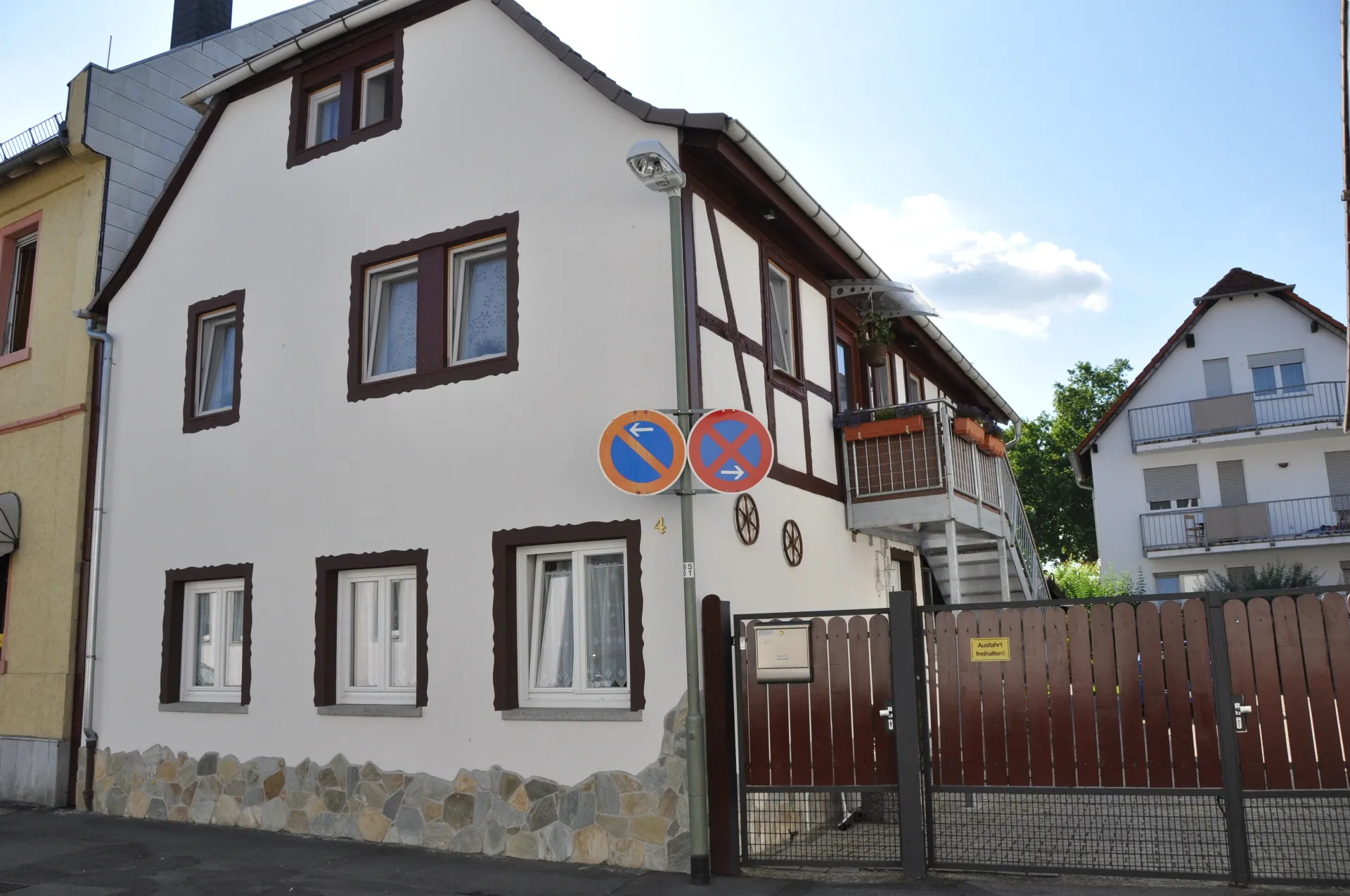 Wohnhaus Oberhofstraße 4 in Offenbach-Bieber