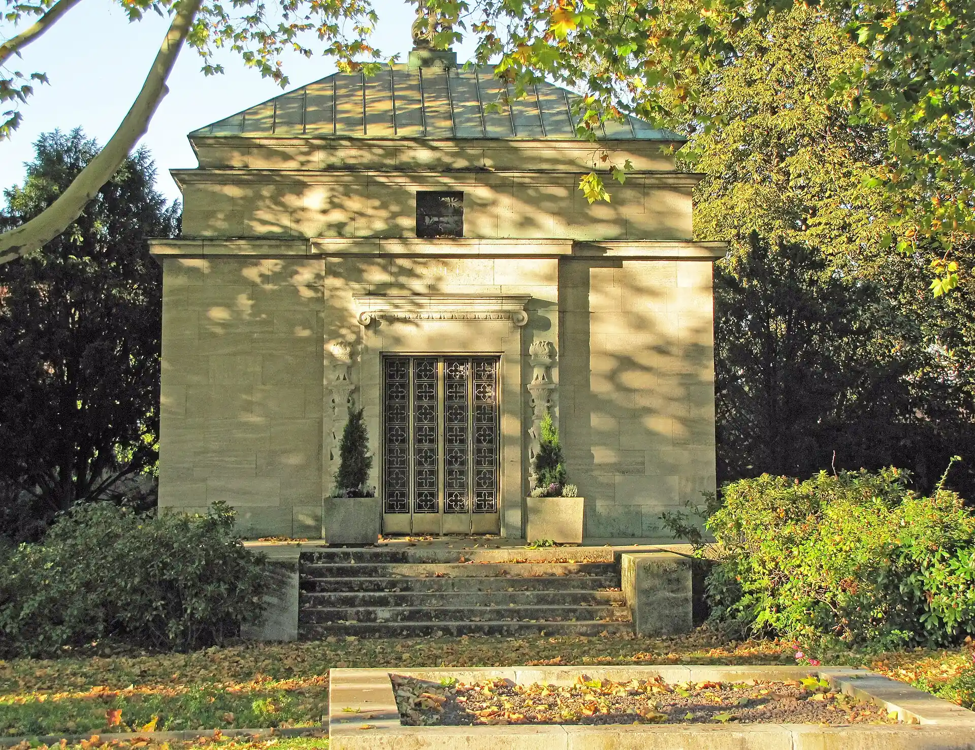 Opel-Mausoleum in Rüsselsheim