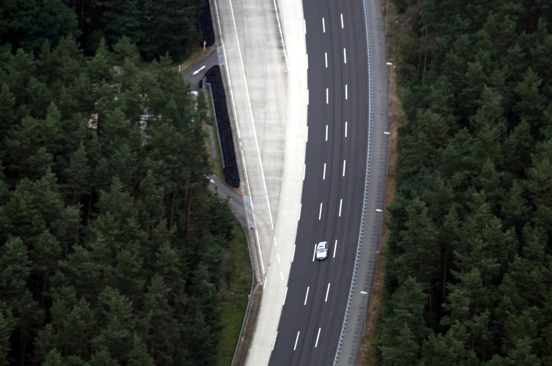 Steilkurve der Teststrecke in Rodgau-Dudenhofen