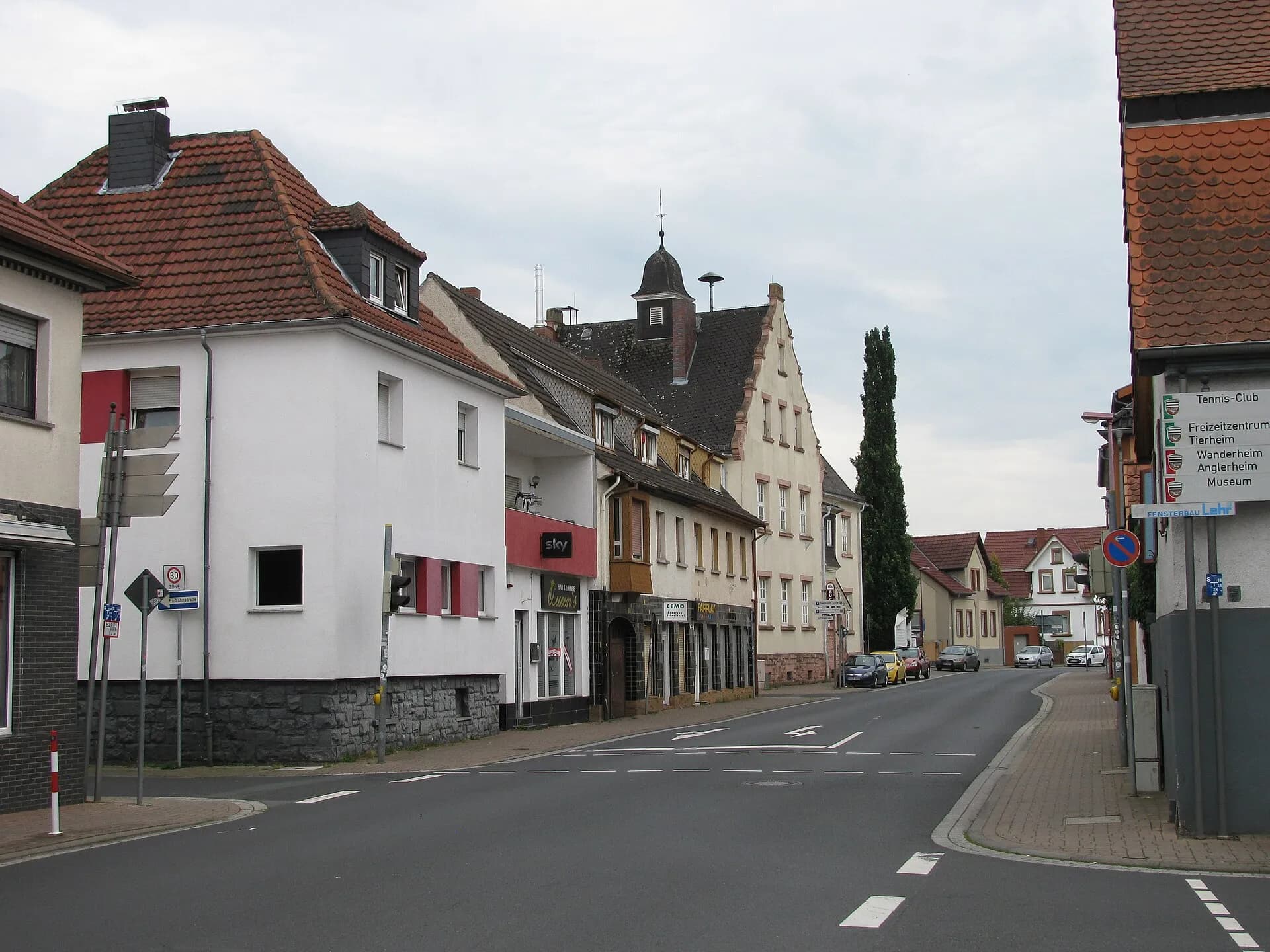 Ortsdurchfahrt der Frankfurter Straße in Münster (Hessen)