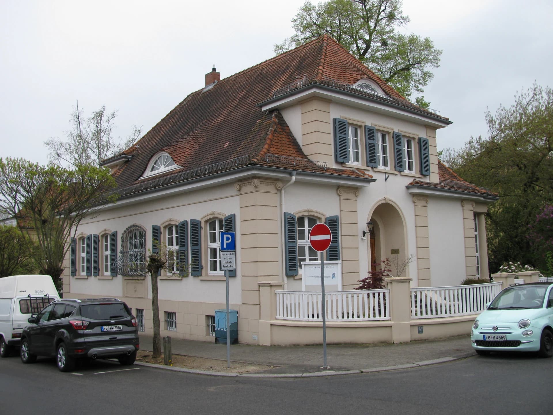 Gebäude in der Otto-Weiß-Straße 2 in Bad Nauheim