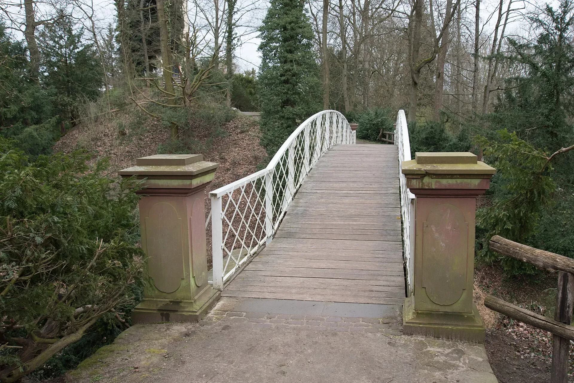 Teufelsbrücke im Park Schönbusch in Aschaffenburg