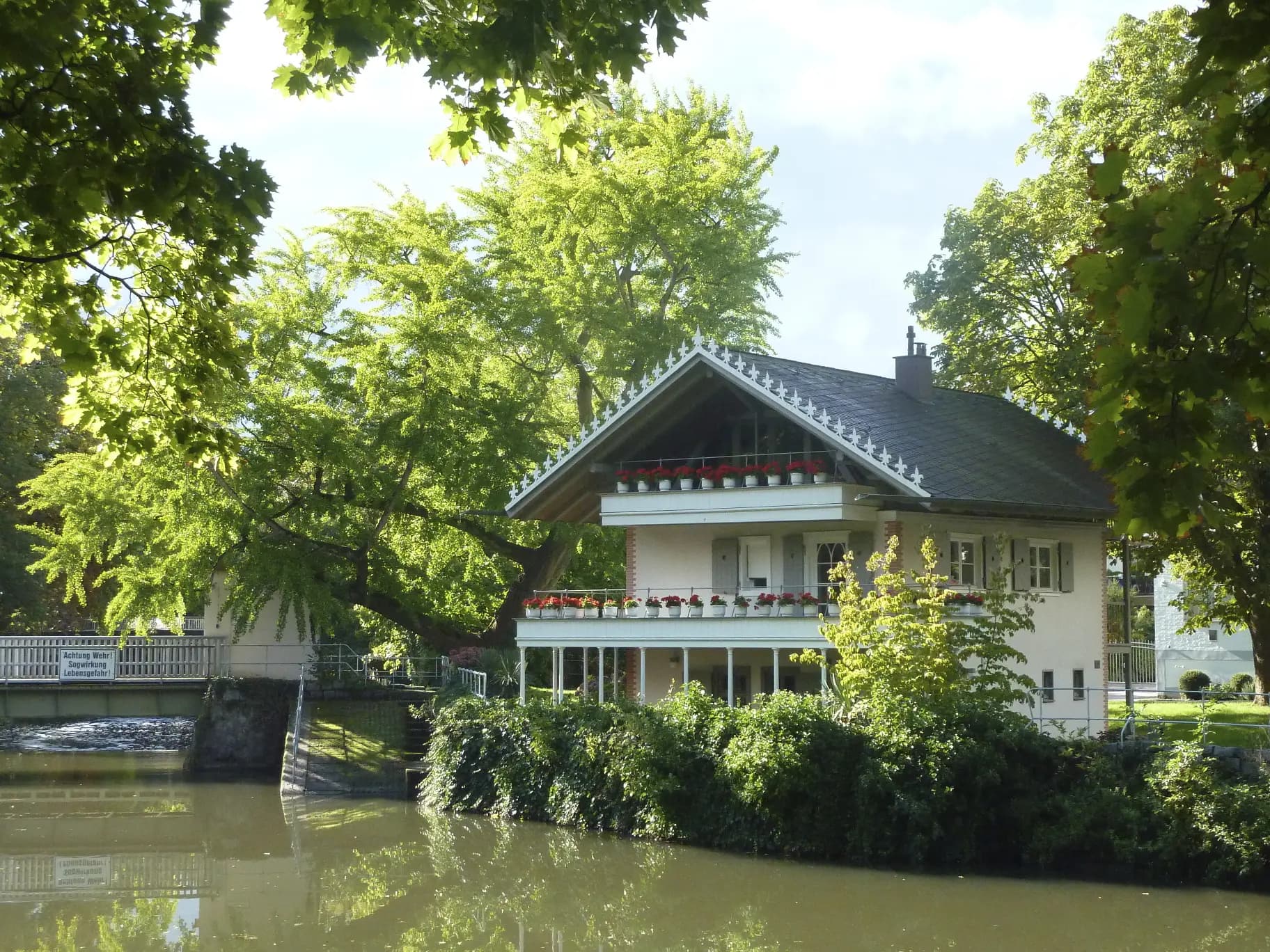 Petrihaus von Osten in Frankfurt Rödelheim
