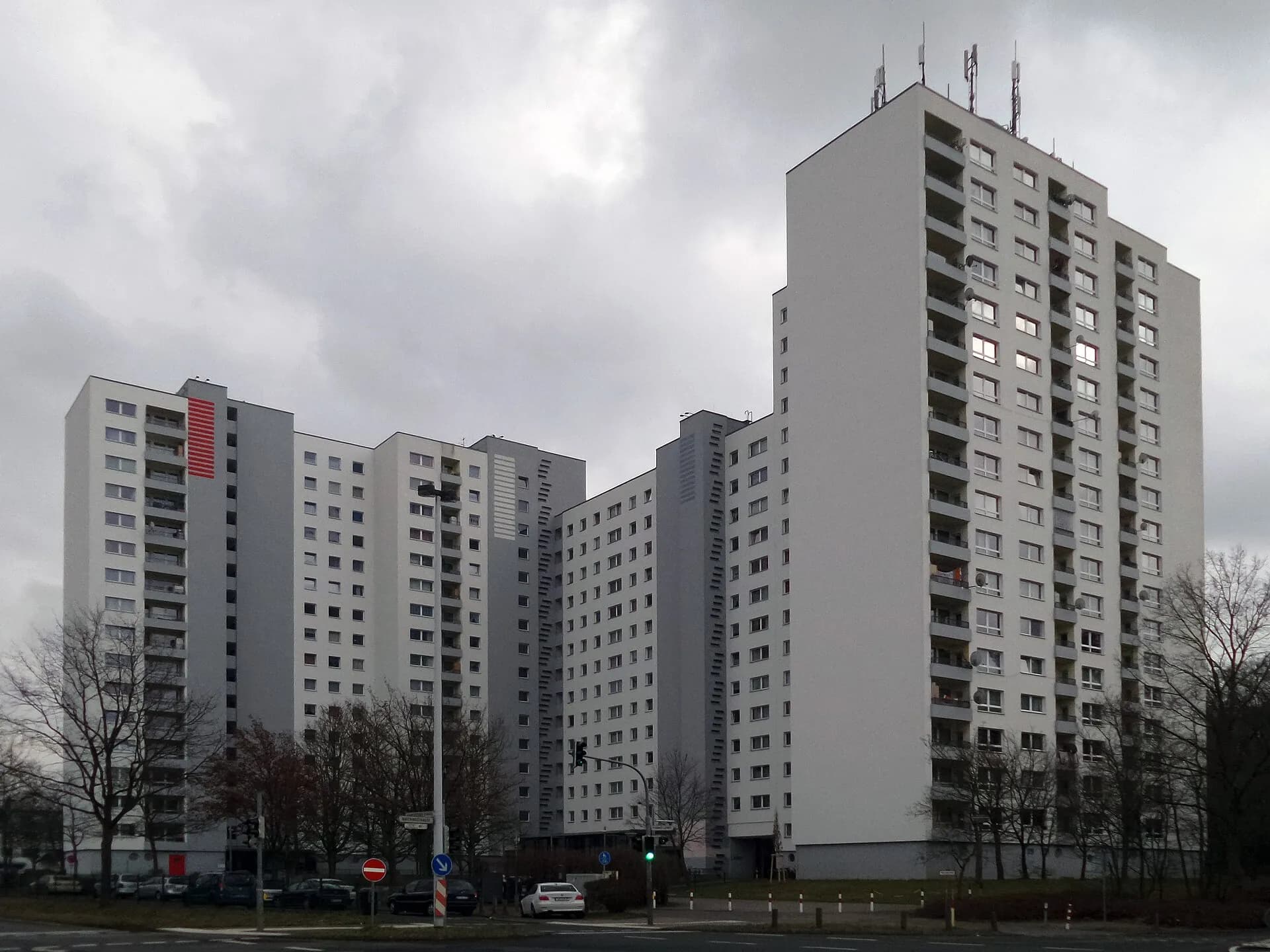 Wohnhochhäuser am Pfannmüllerweg in Darmstadt-Kranichstein