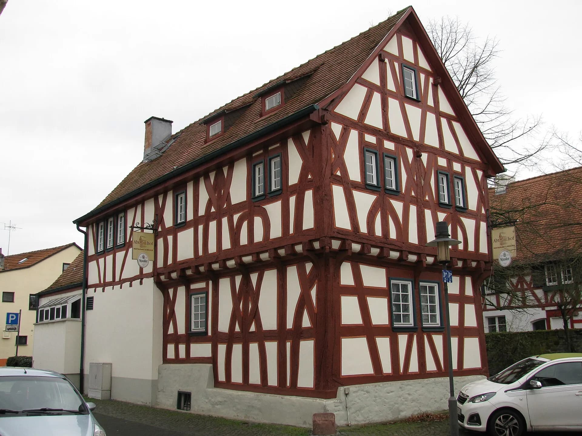 Denkmalgeschütztes Fachwerkhaus in der Pfarrgasse in Mühlheim am Main