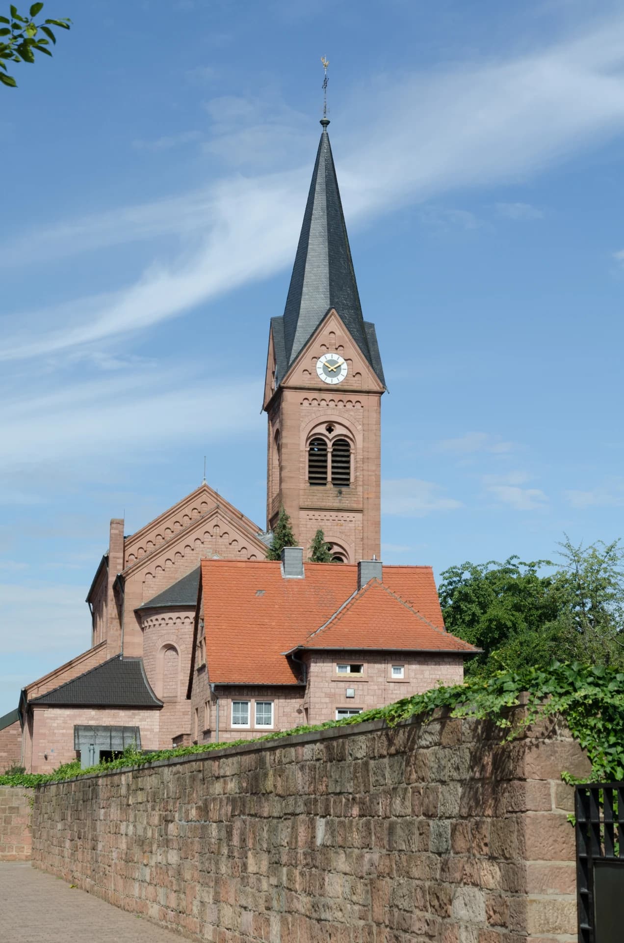 Katholische Pfarrkirche St. Michael in Waldaschaff