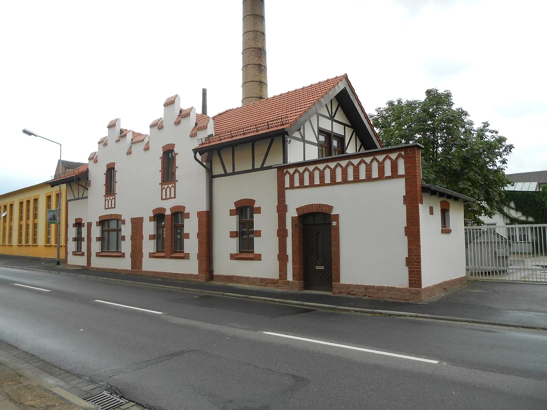 Ehemaliges Pförtnerhaus der Tonindustrie in Klingenberg am Main