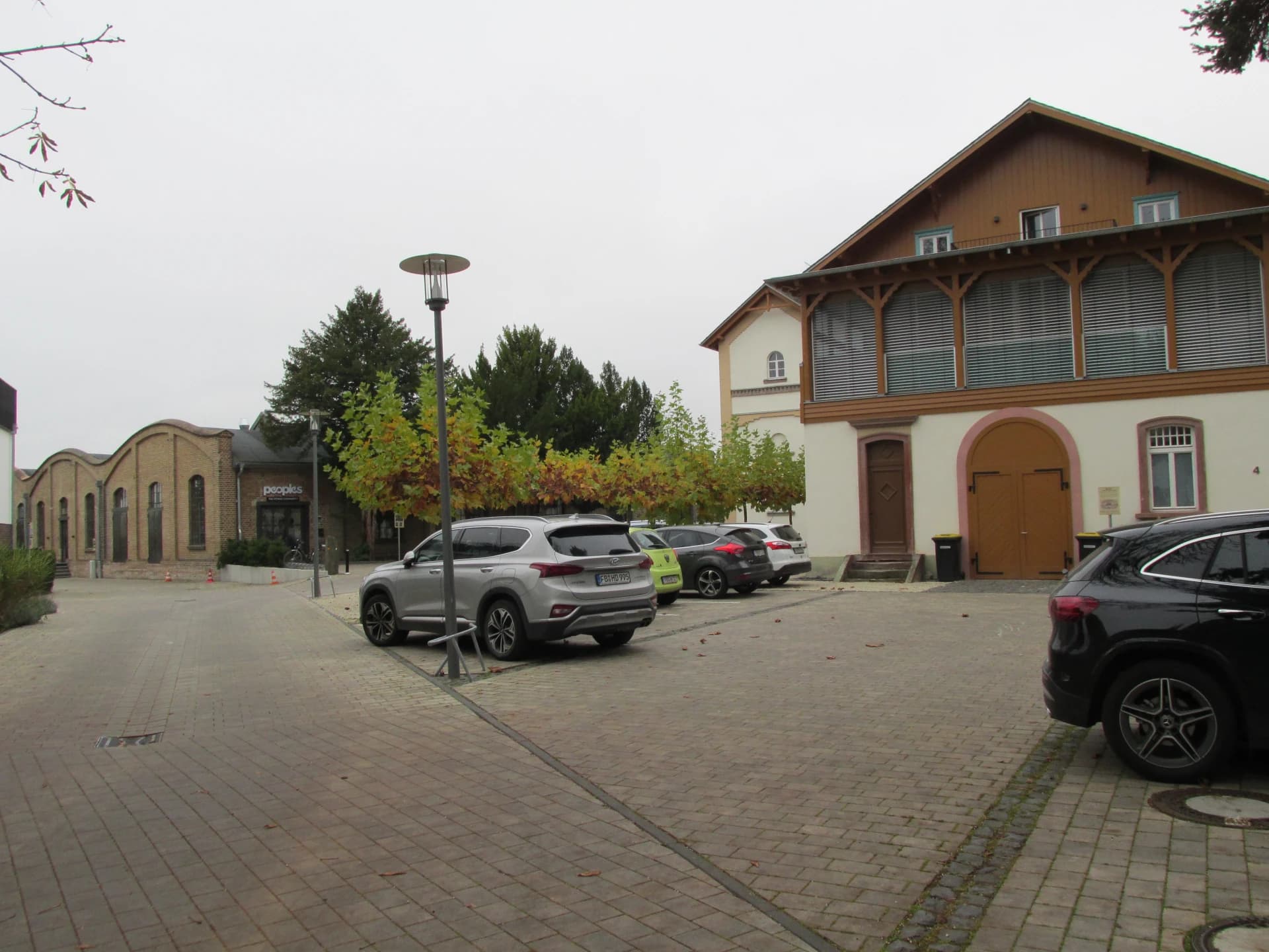 Gesamtanlage Am Taunusbrunnen in Kloppenheim, Karben