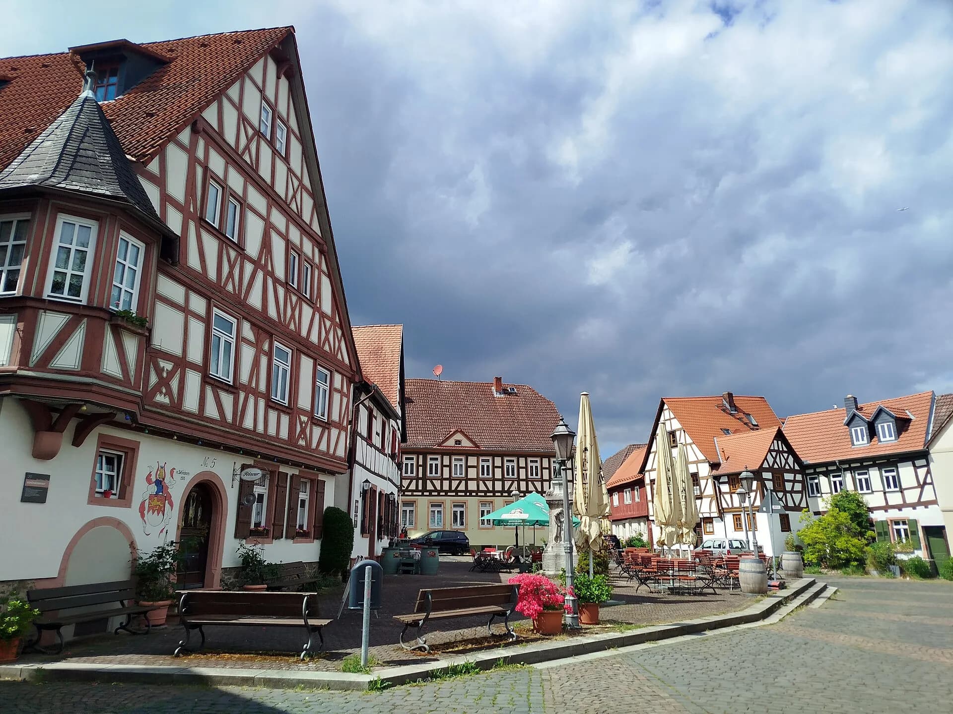 Brunnen am Platz des Friedens in Hanau-Steinheim